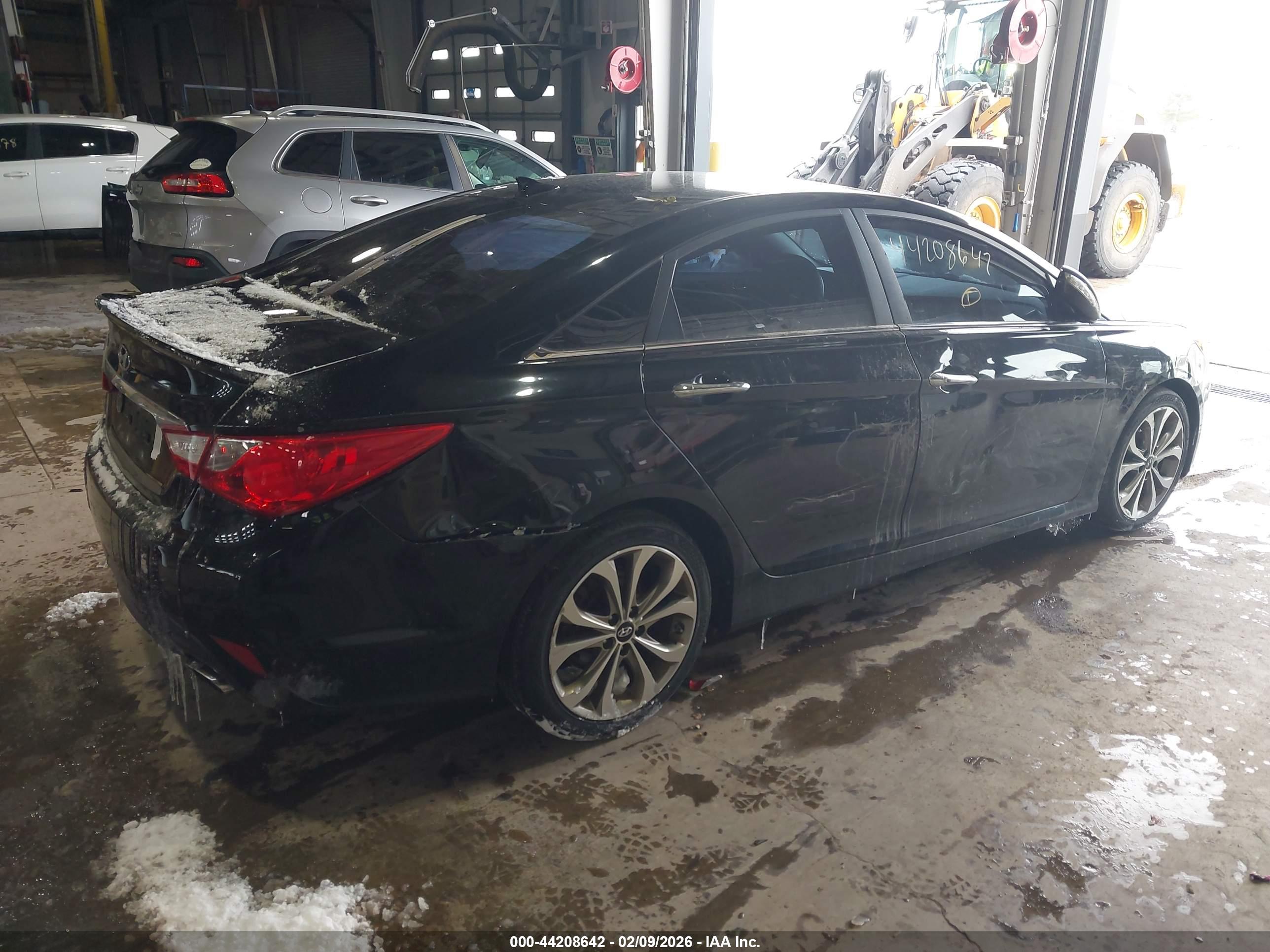 HYUNDAI SONATA image 4