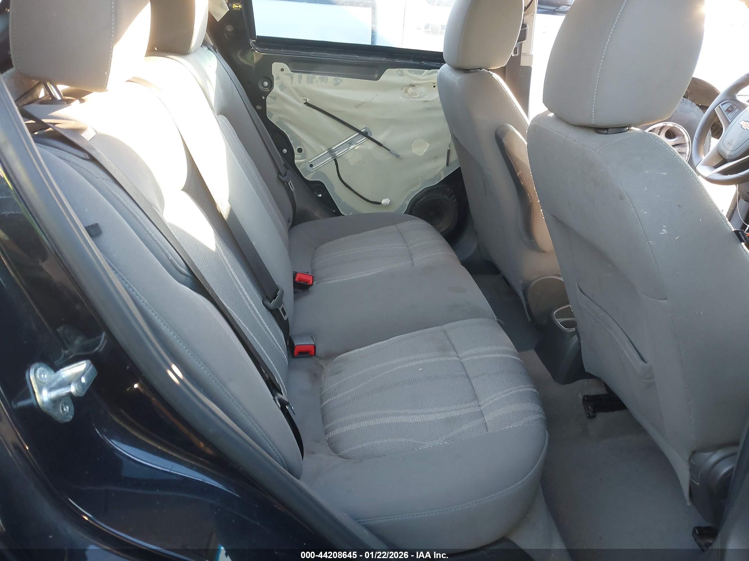 CHEVROLET SONIC image 8