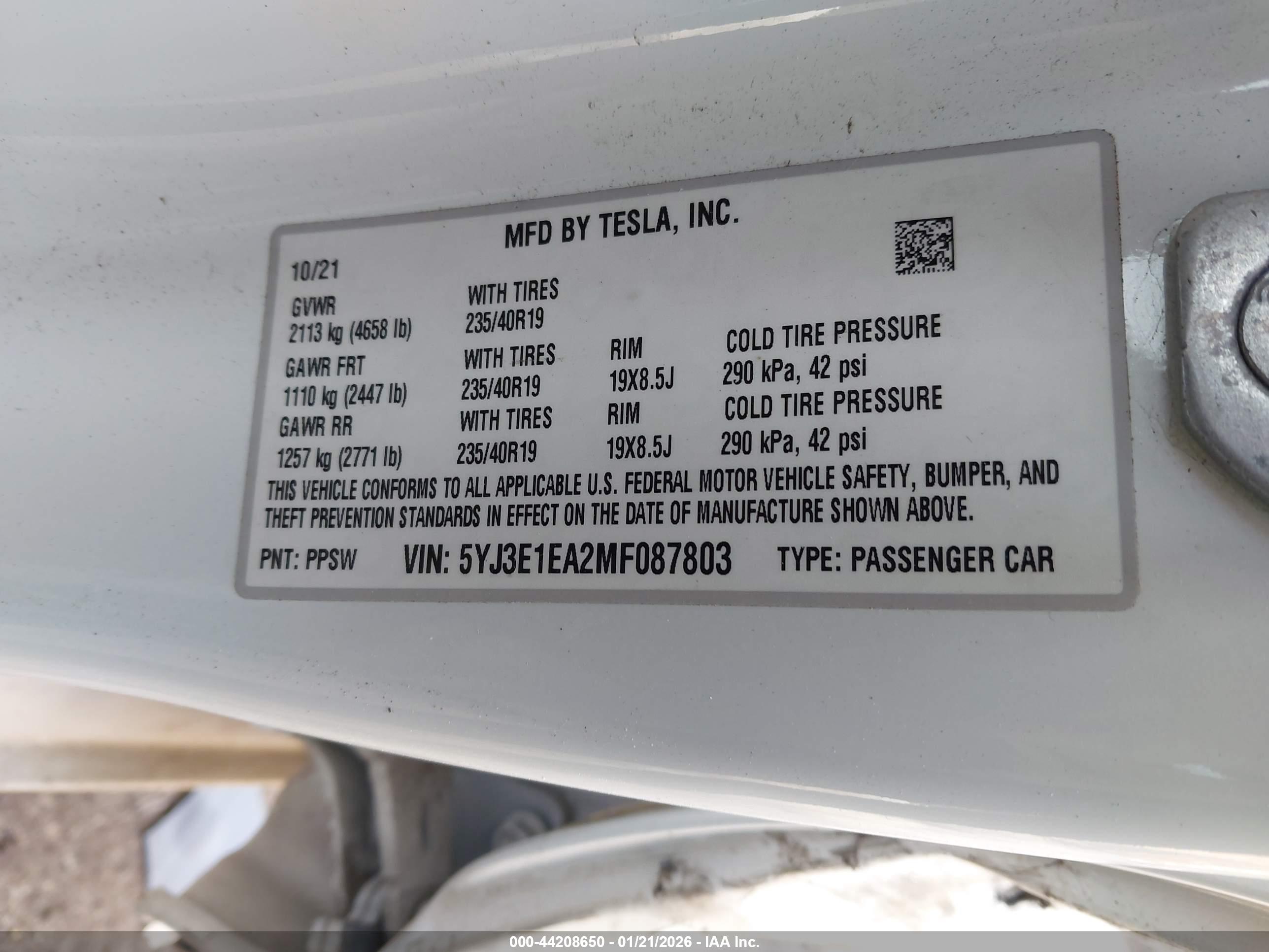 TESLA MODEL image 9