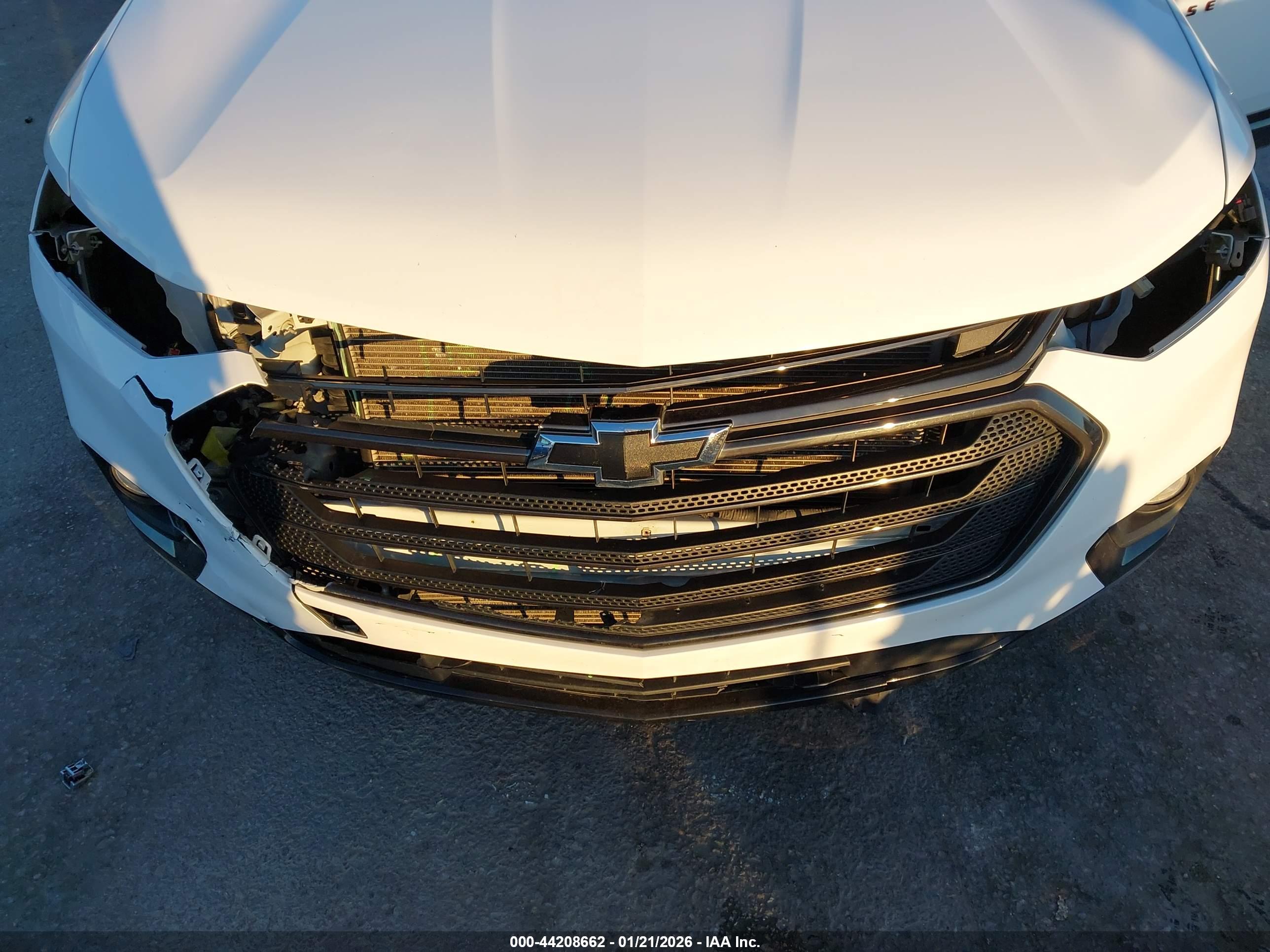 CHEVROLET TRAVERSE image 6