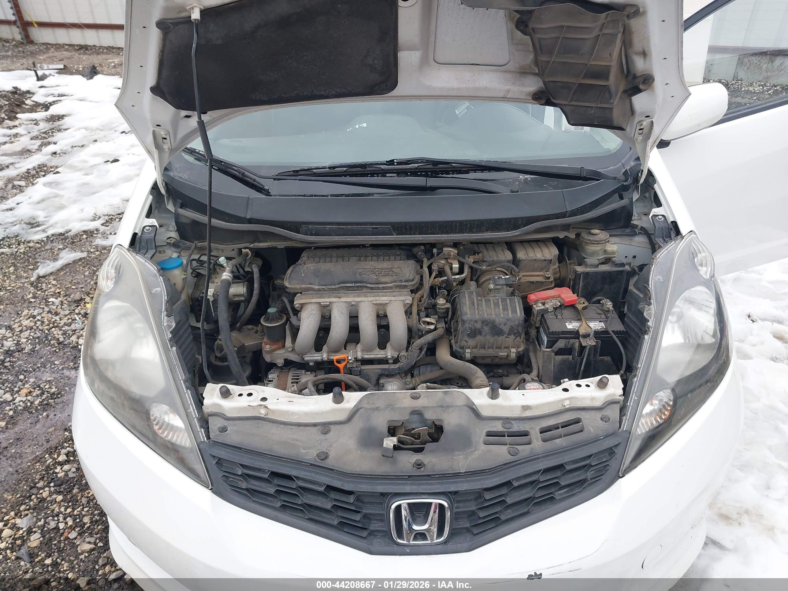HONDA FIT image 10
