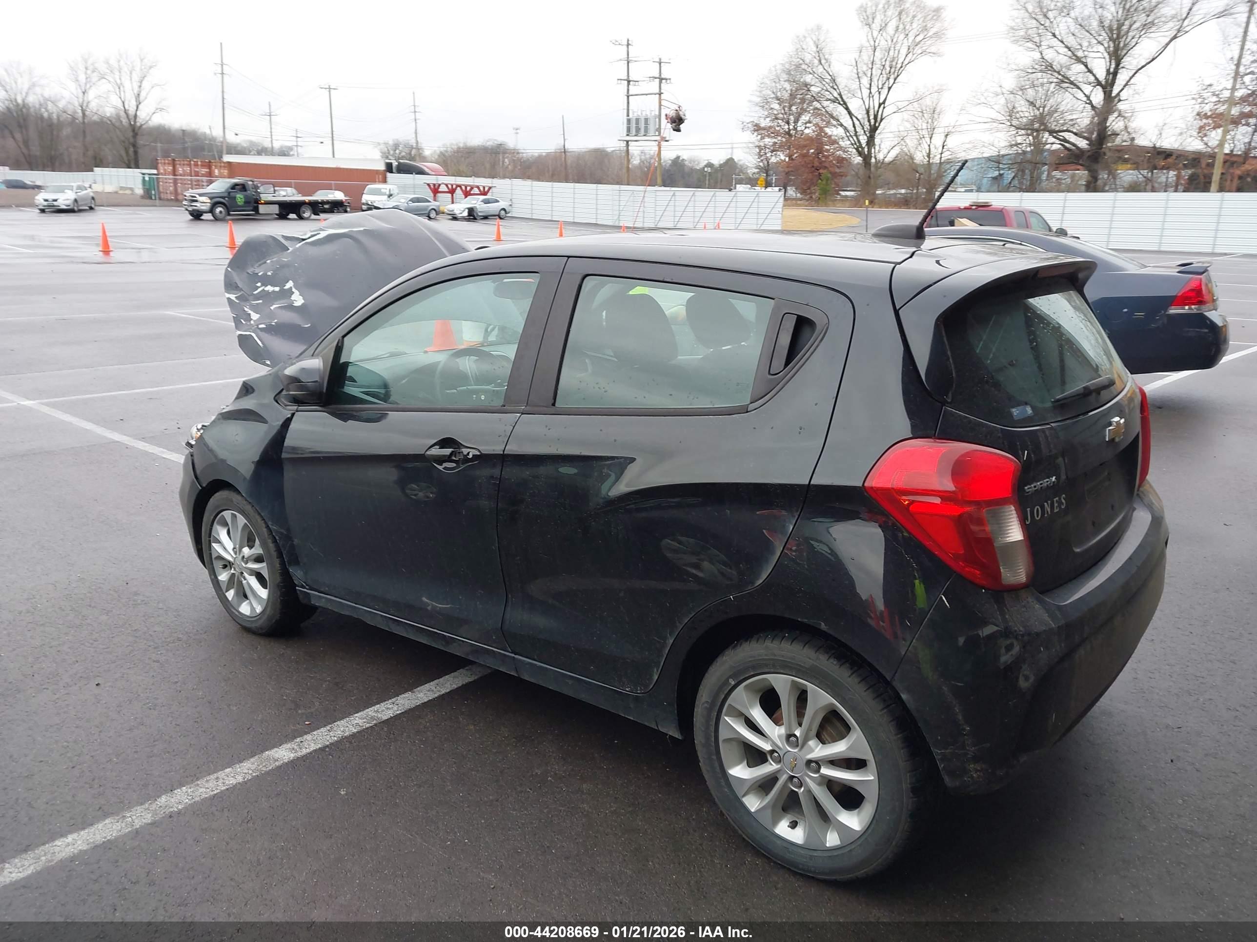 CHEVROLET SPARK image 3
