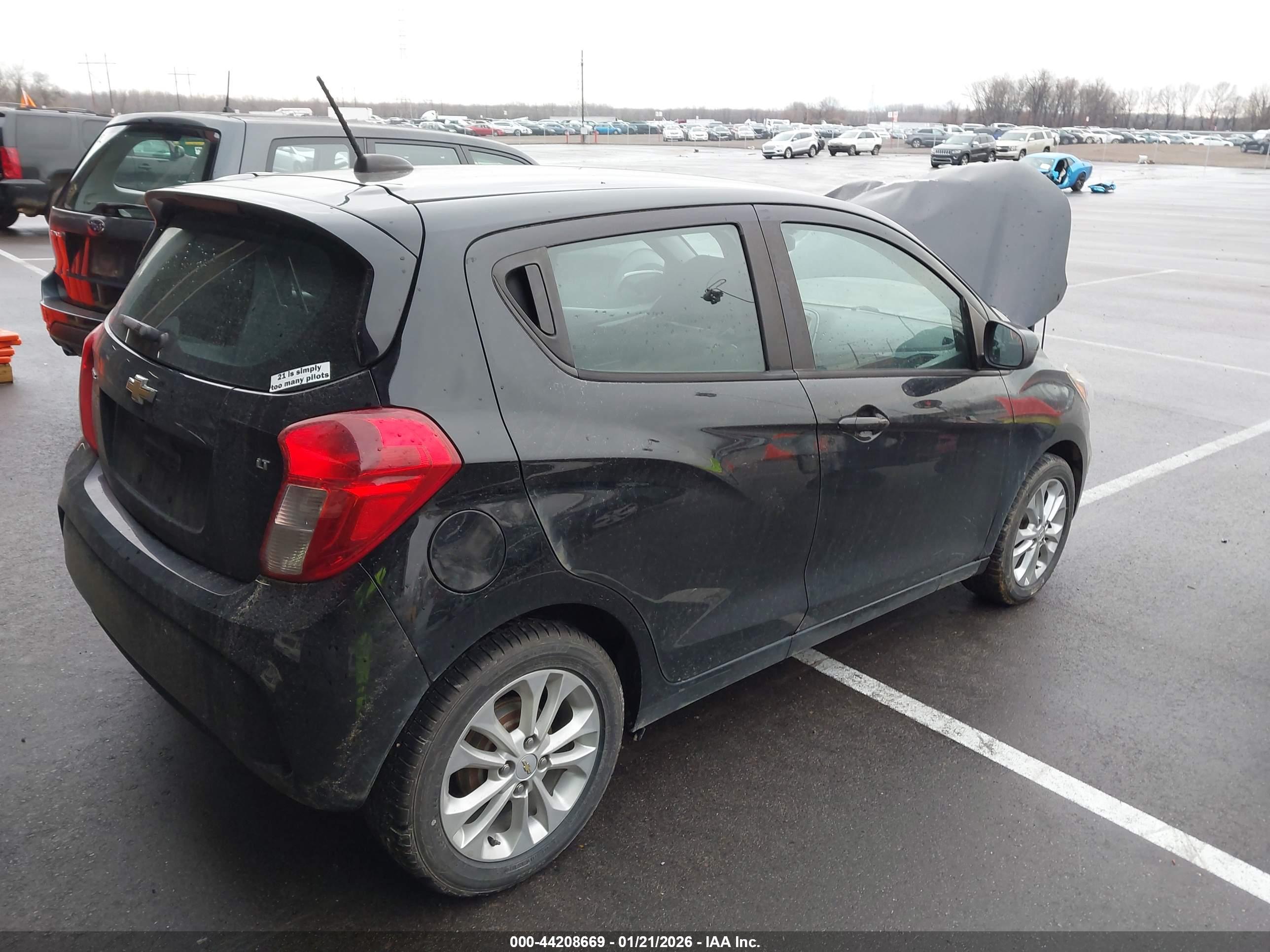 CHEVROLET SPARK image 4