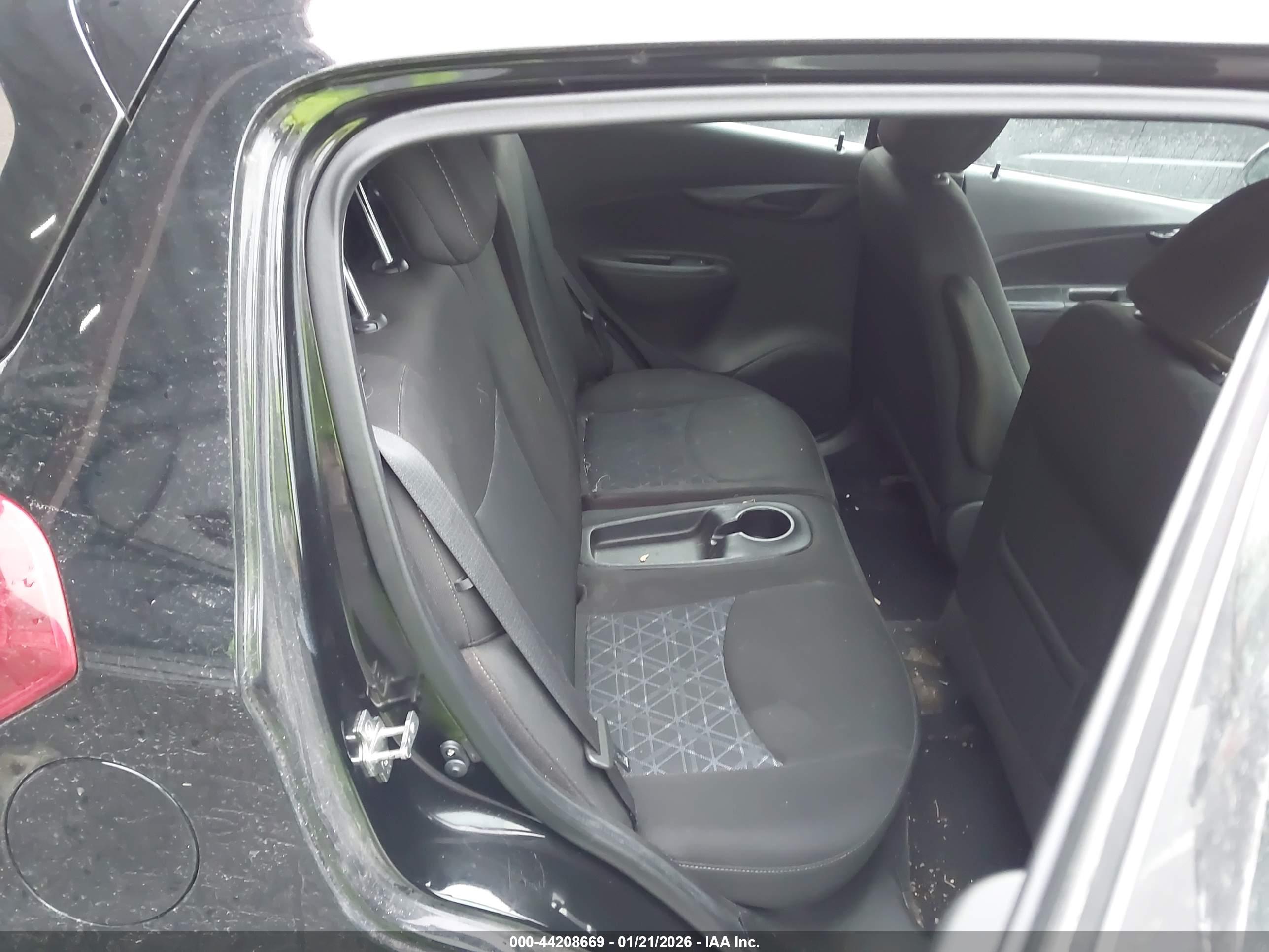 CHEVROLET SPARK image 8