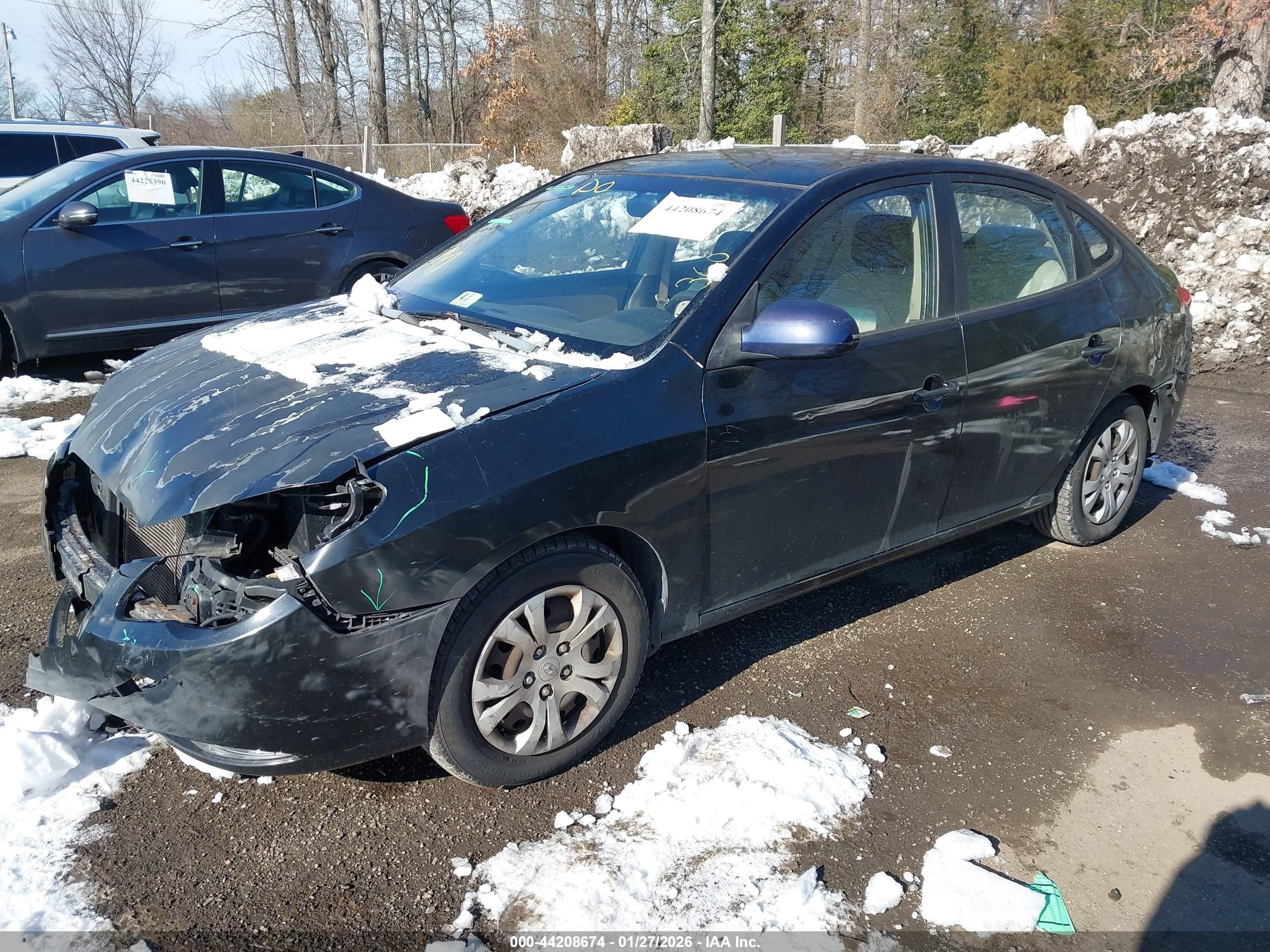 HYUNDAI ELANTRA image 2
