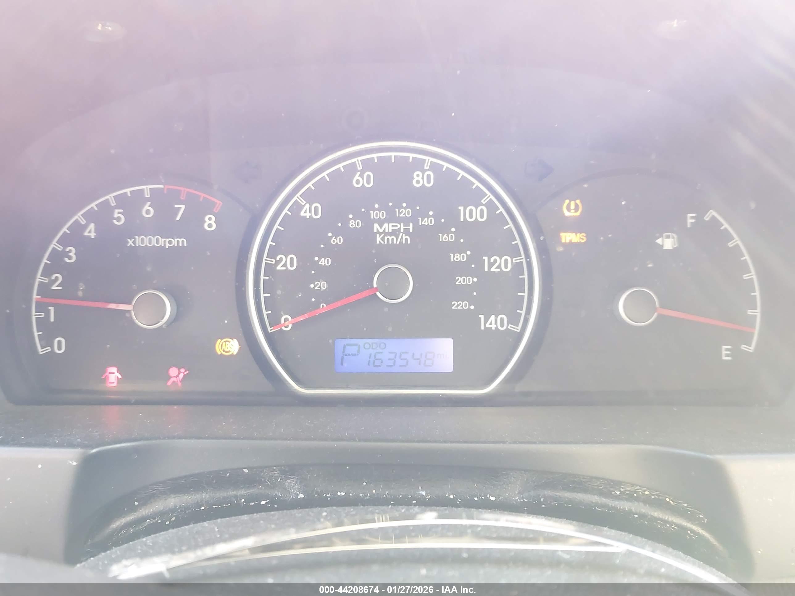 HYUNDAI ELANTRA image 7