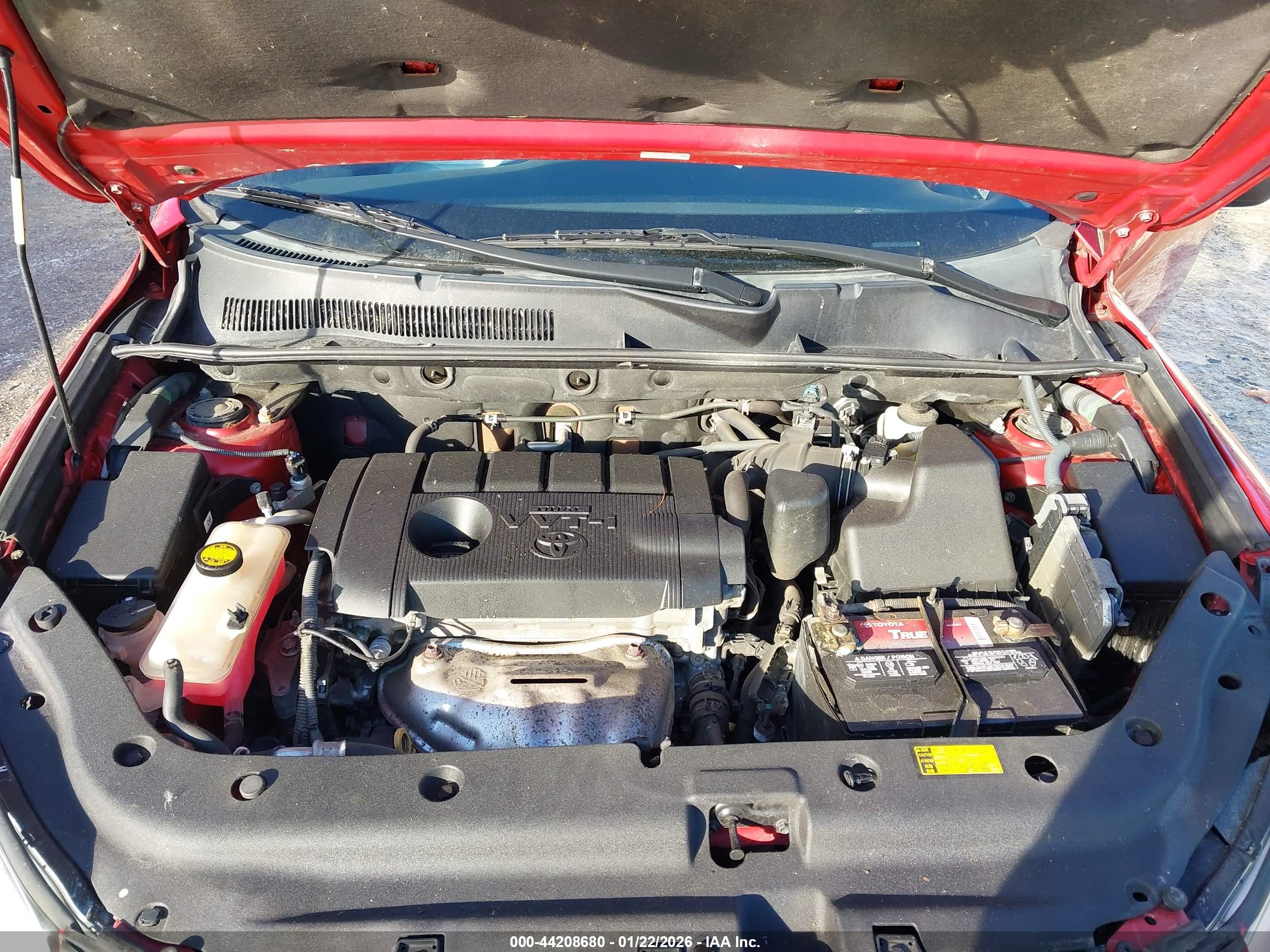TOYOTA RAV4 image 10