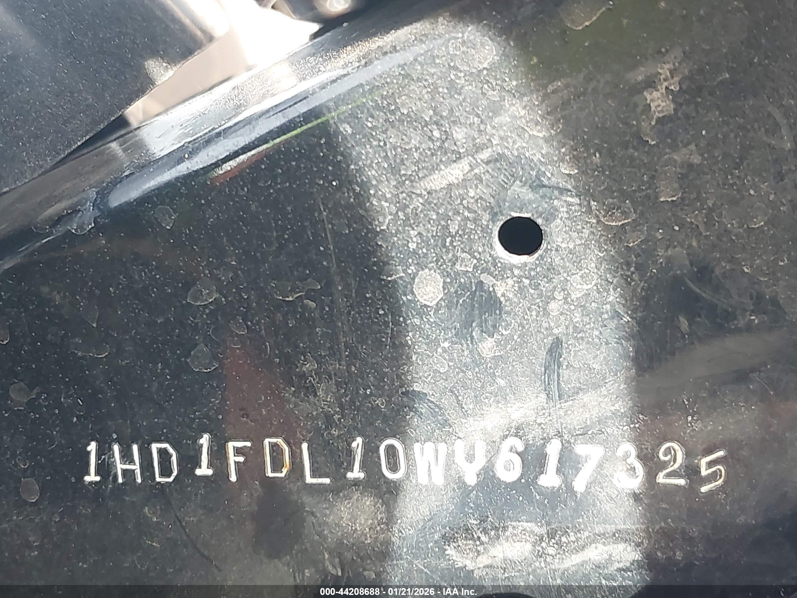 HARLEY-DAVIDSON FLHR image 10