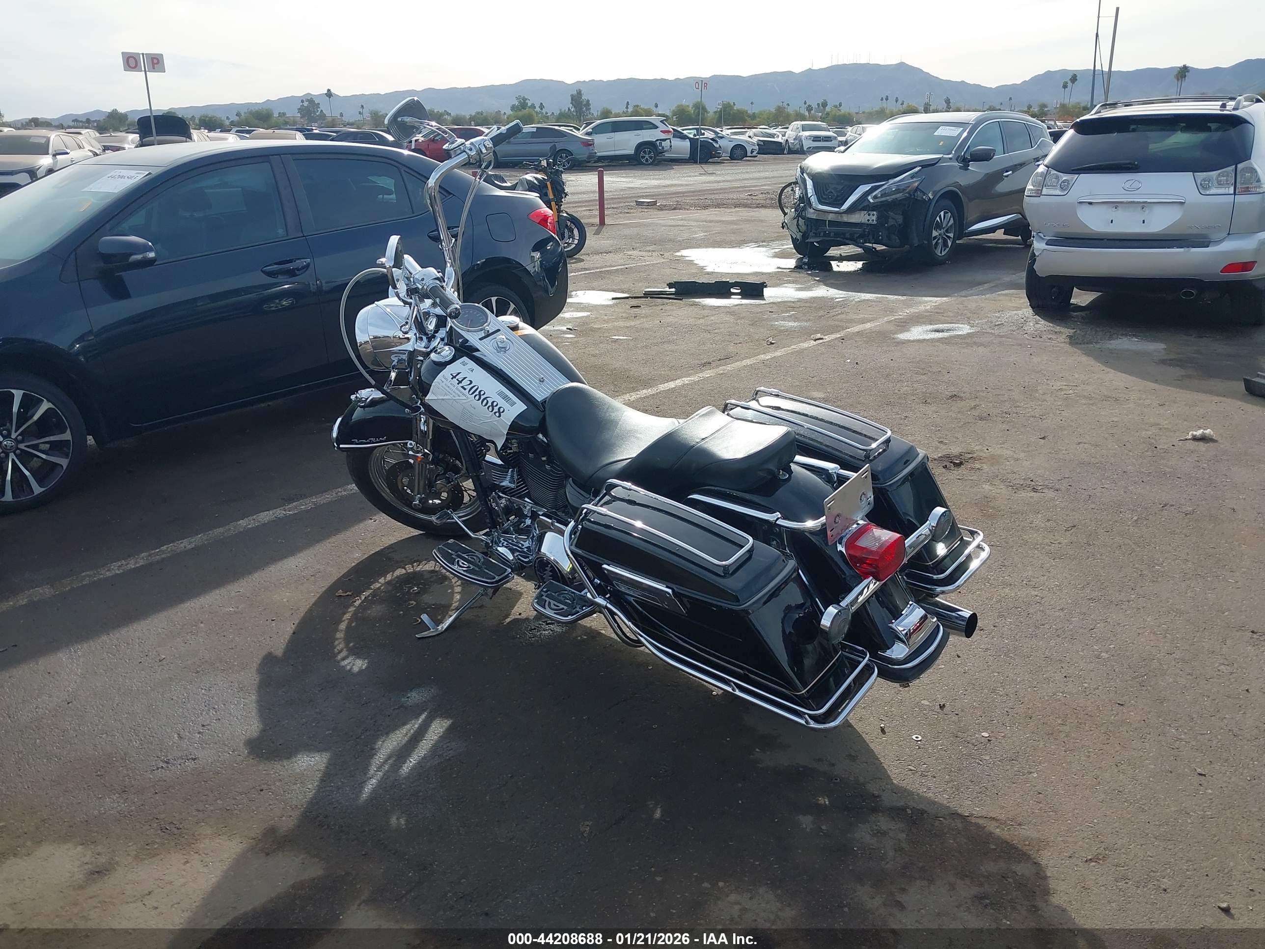 HARLEY-DAVIDSON FLHR image 3