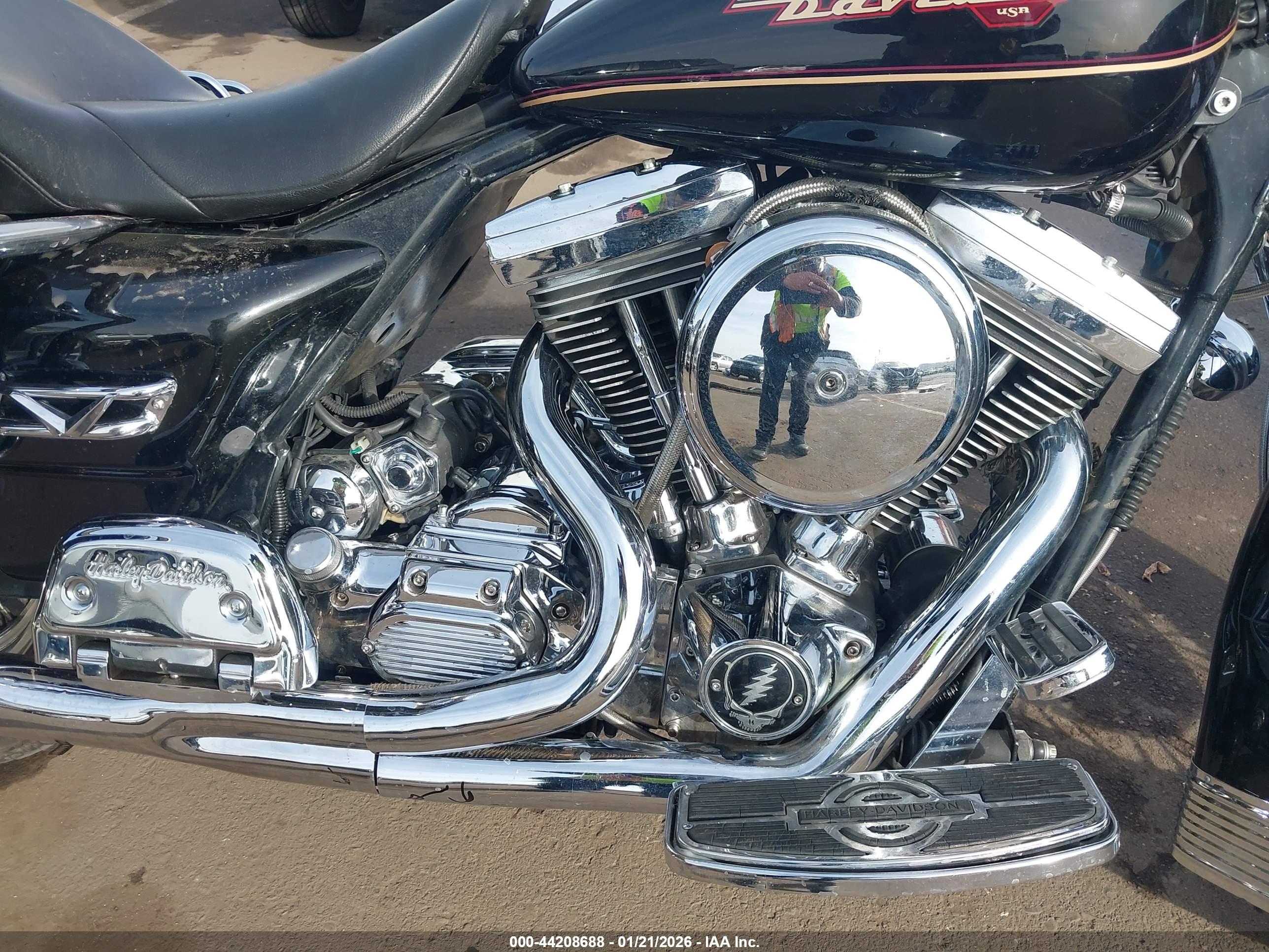 HARLEY-DAVIDSON FLHR image 8