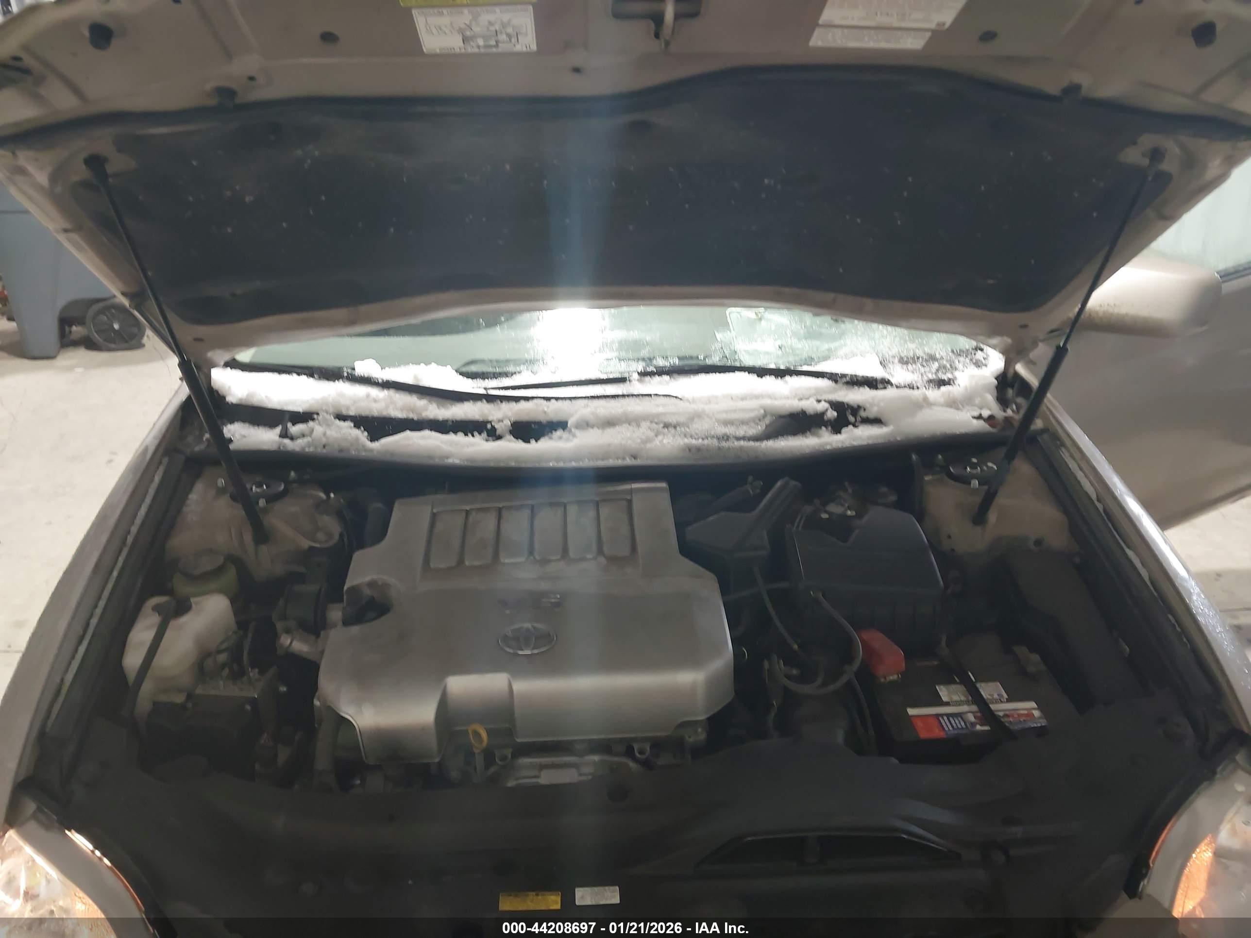 TOYOTA AVALON image 10