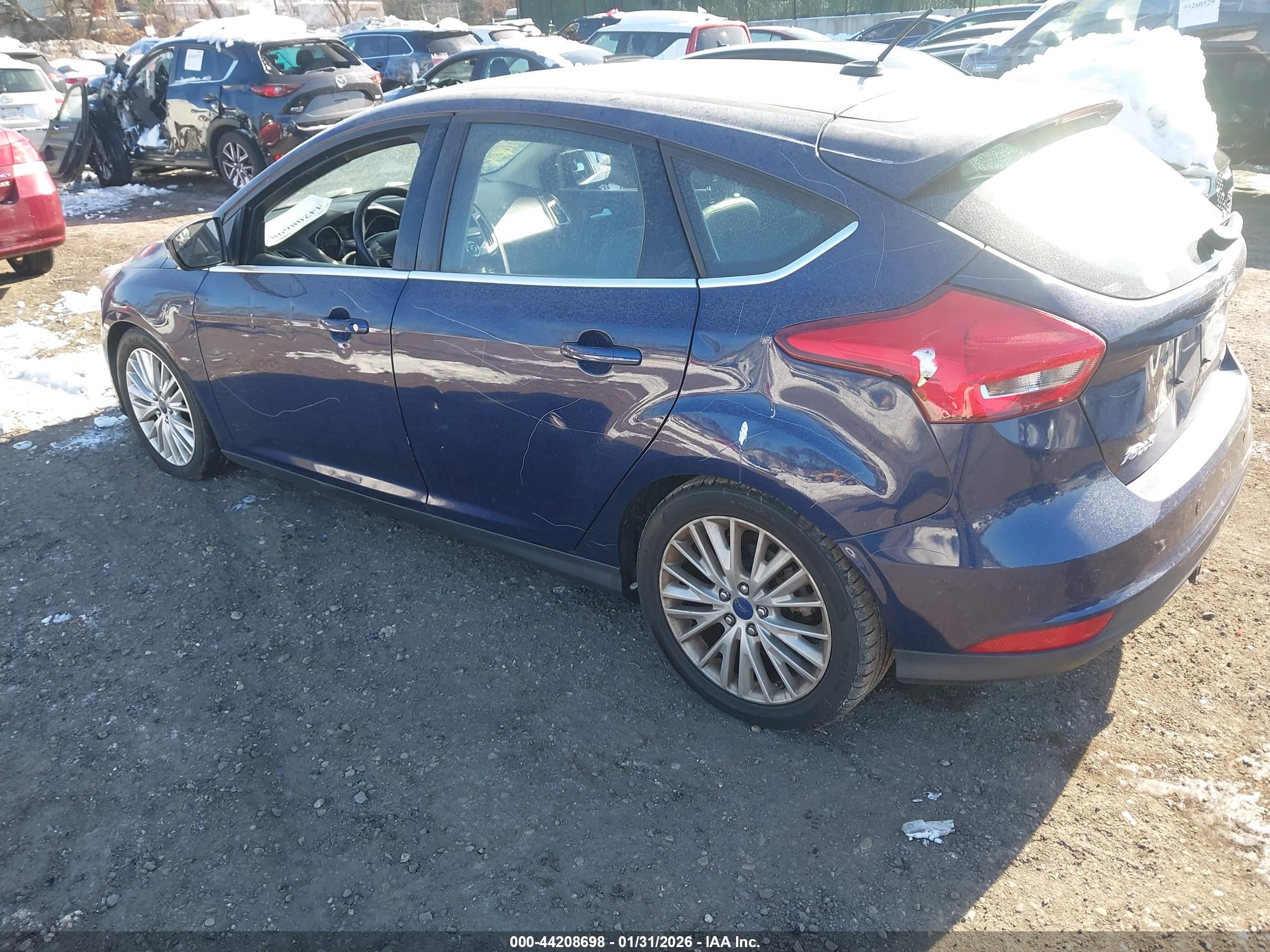 FORD FOCUS image 3