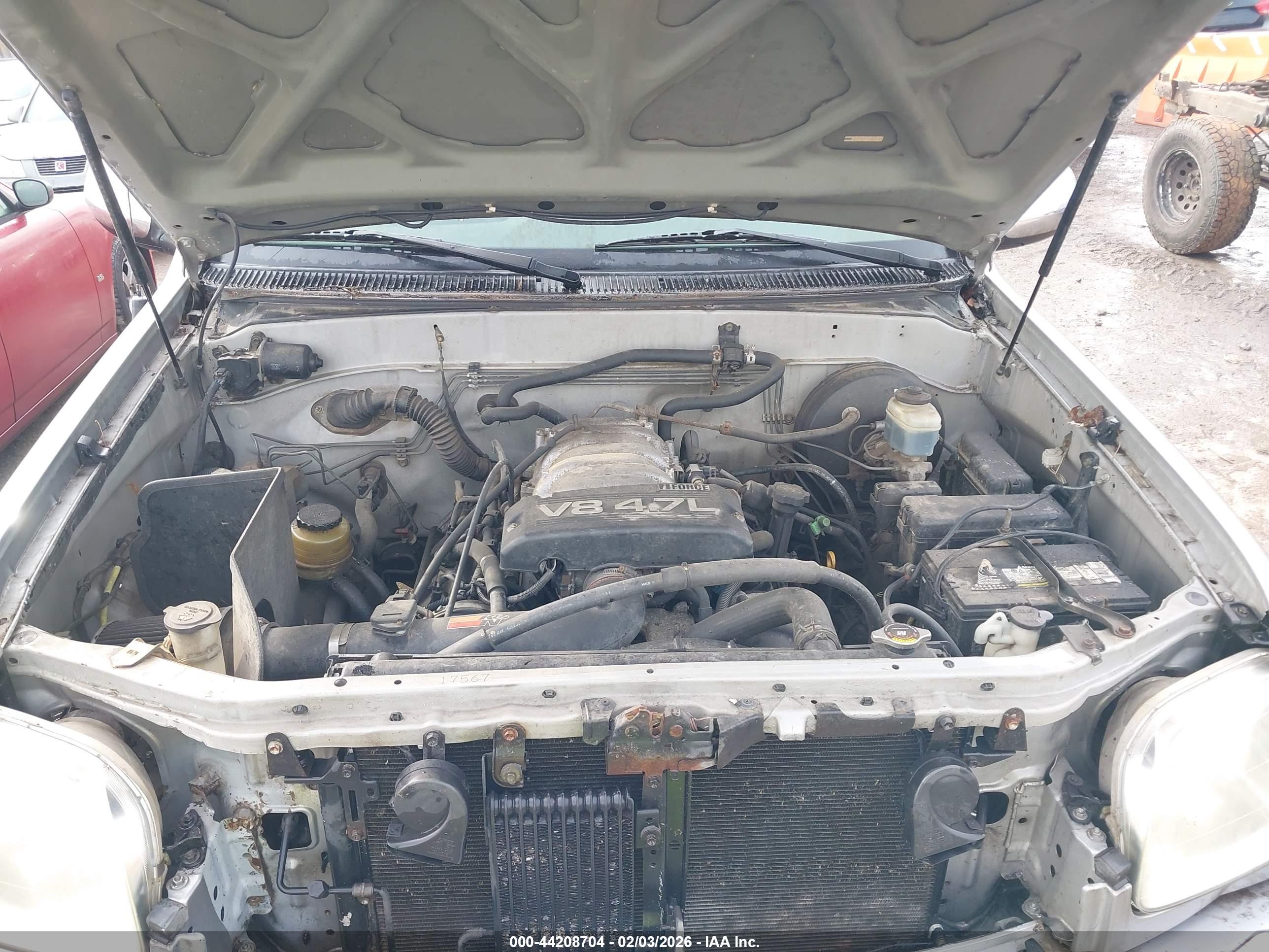 TOYOTA TUNDRA image 10