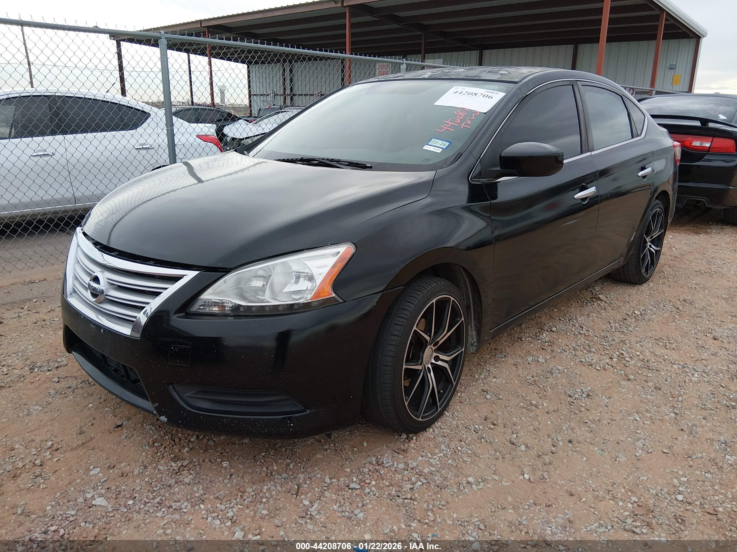 NISSAN SENTRA image 2