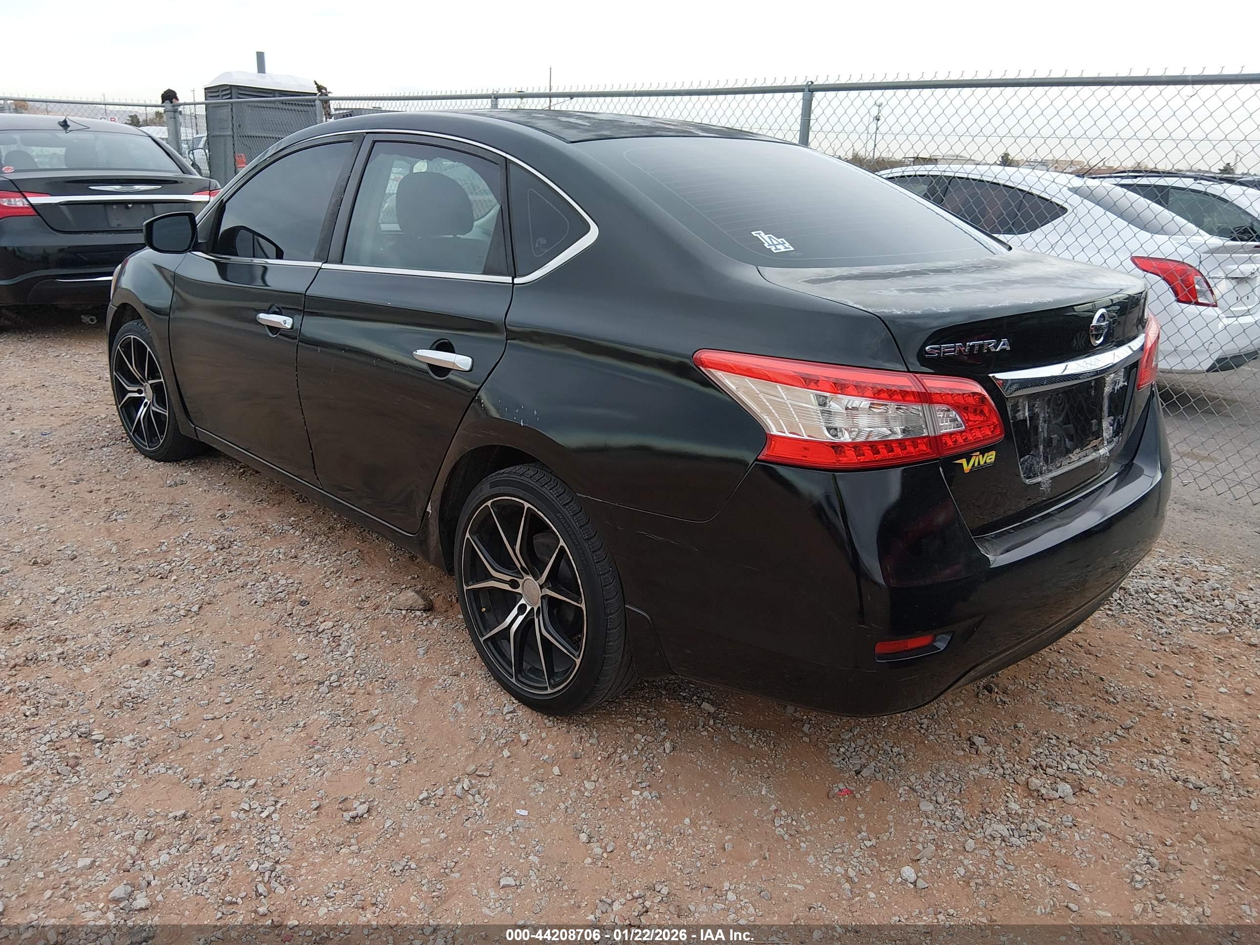NISSAN SENTRA image 3