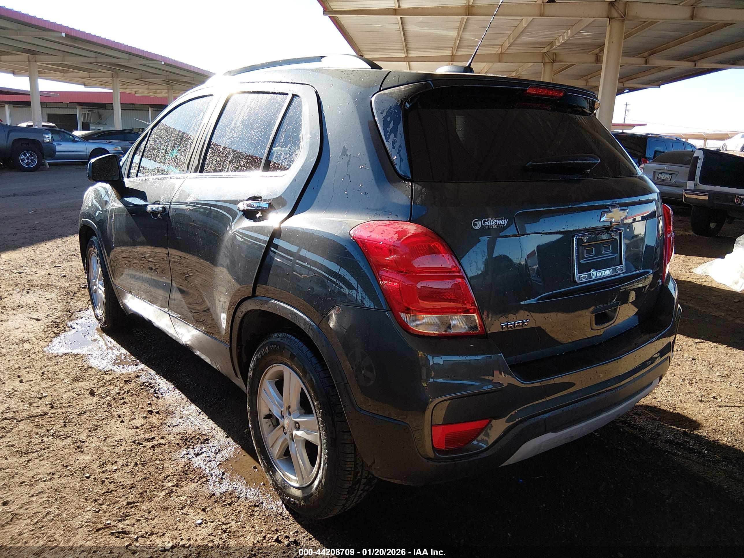 CHEVROLET TRAX image 3