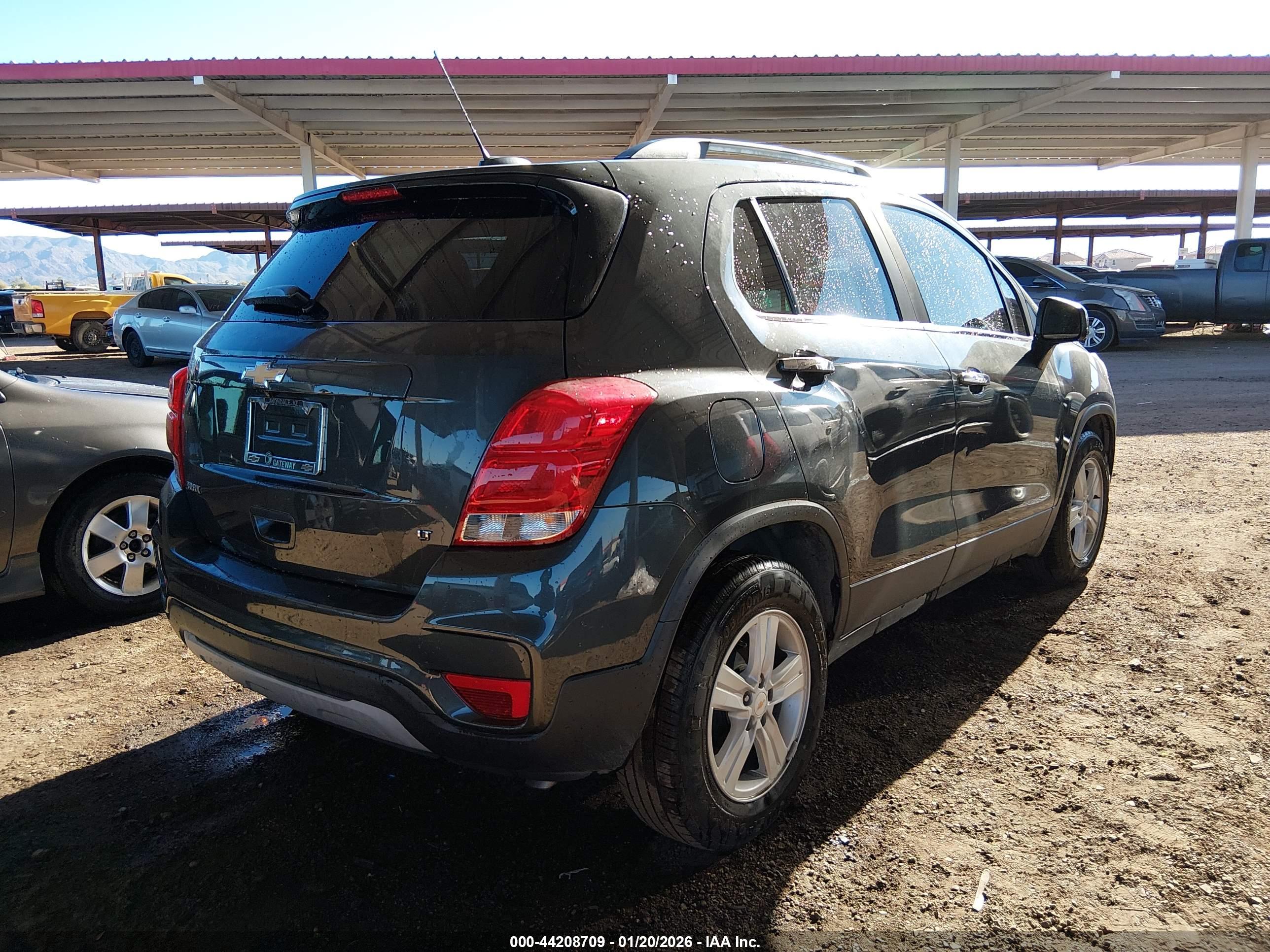 CHEVROLET TRAX image 4