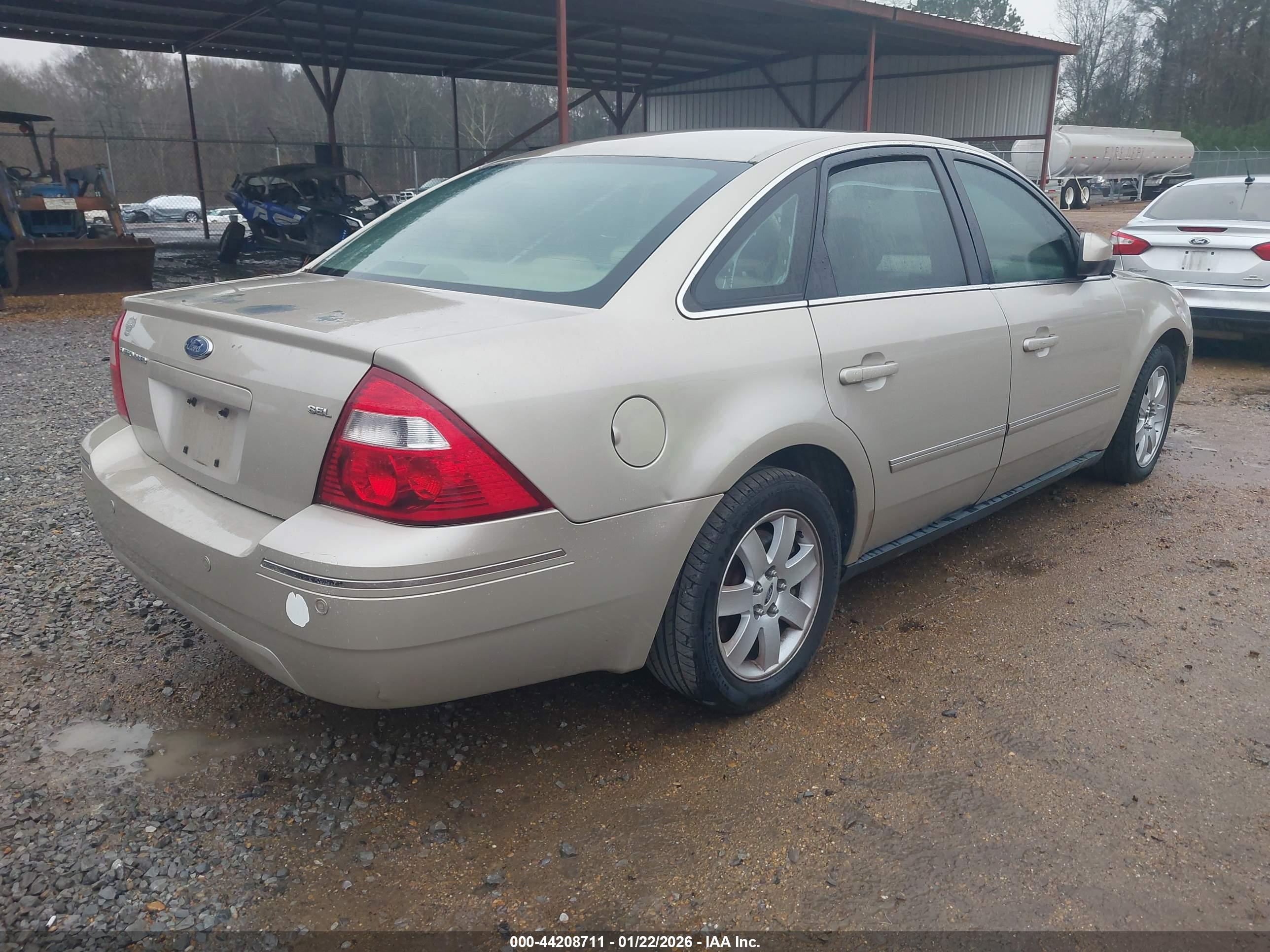 FORD FIVE image 4