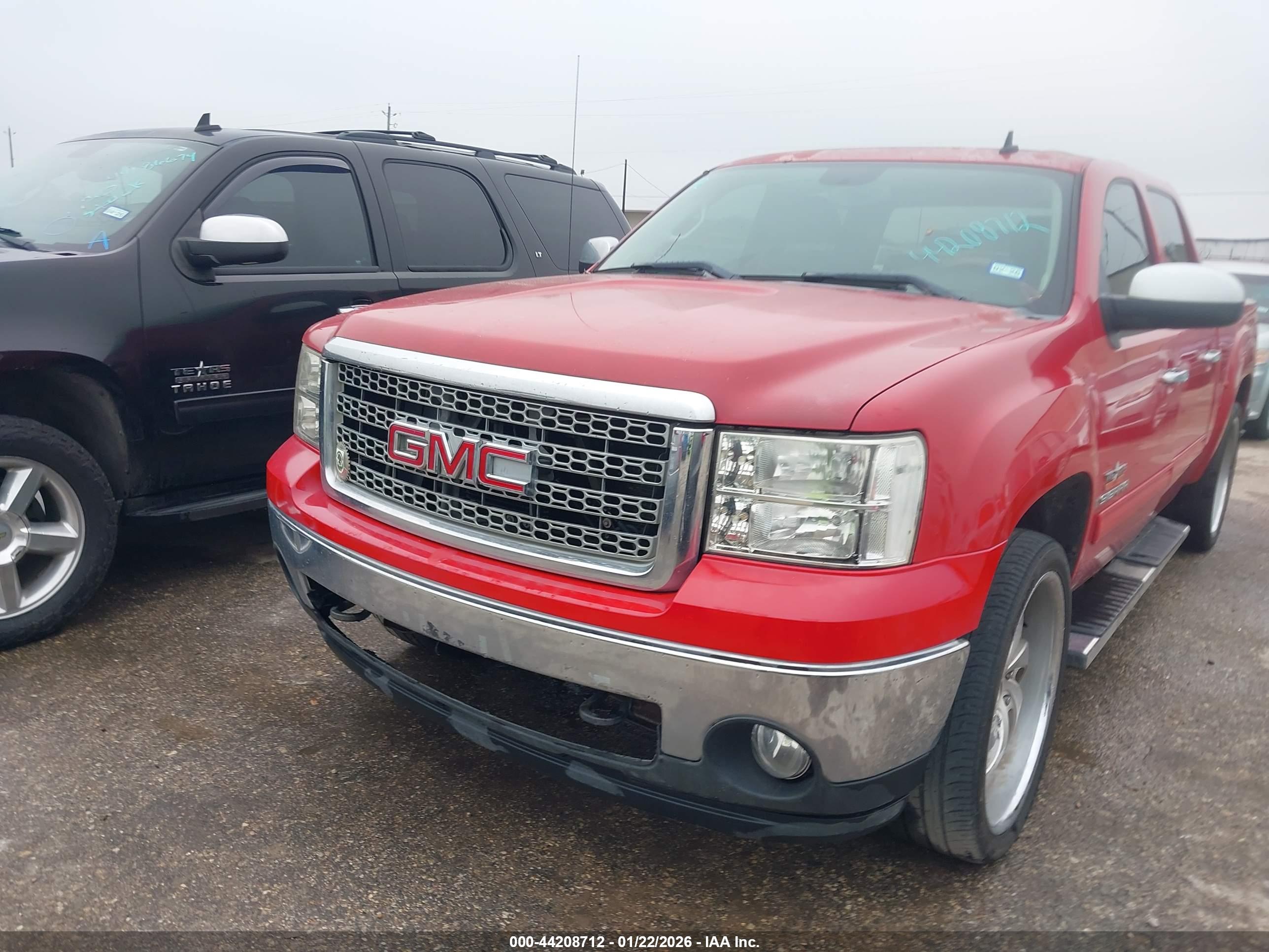 GMC SIERRA image 2