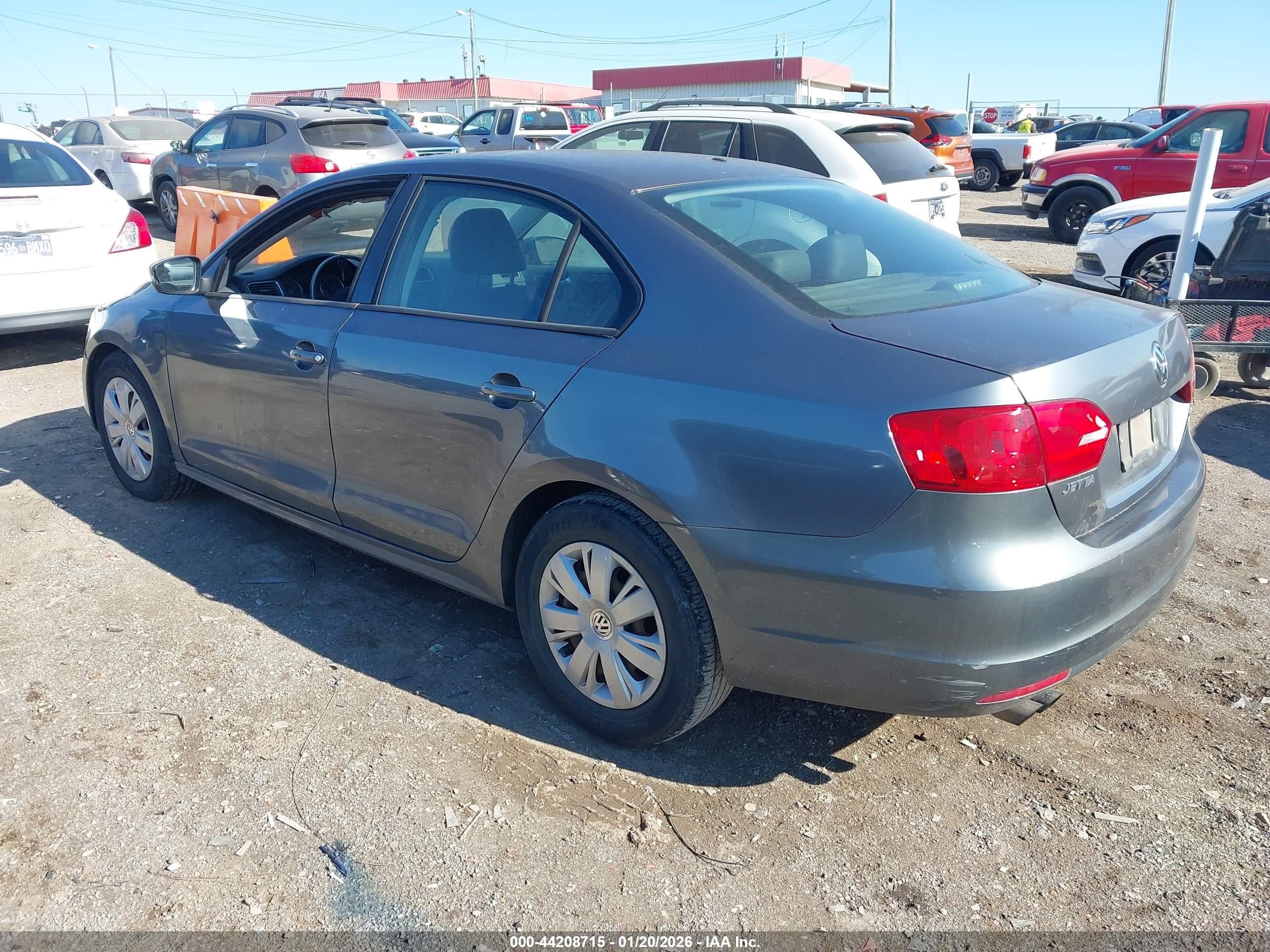 VOLKSWAGEN JETTA image 3