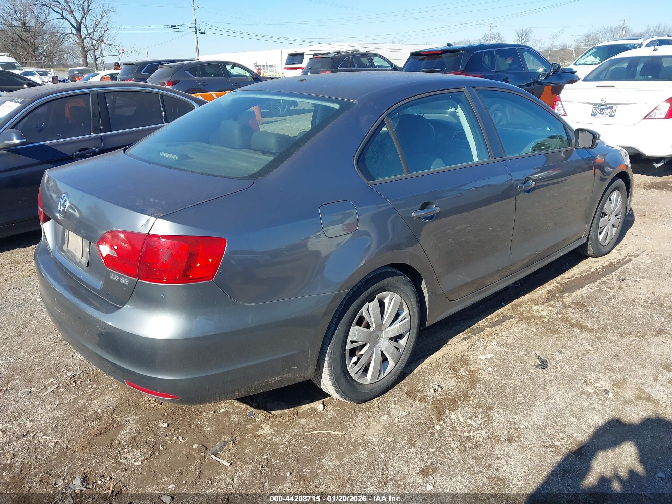 VOLKSWAGEN JETTA image 4
