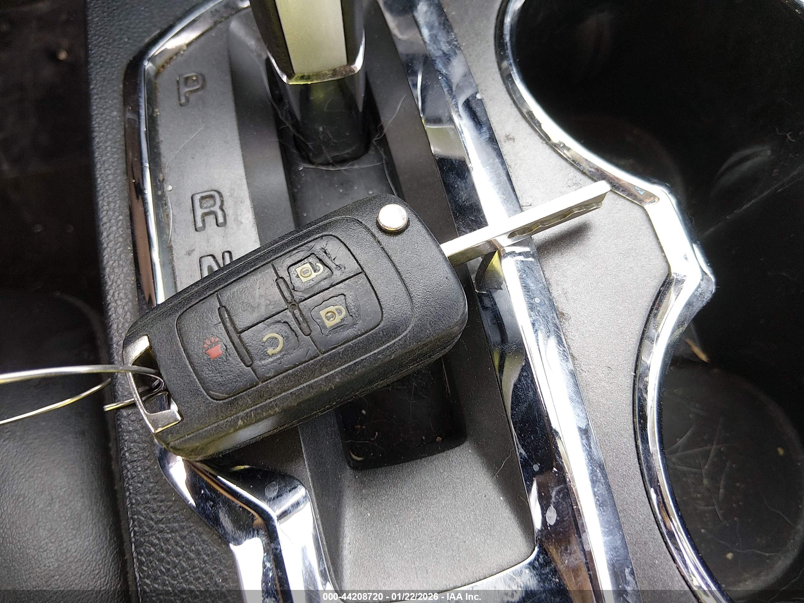 CHEVROLET EQUINOX image 11