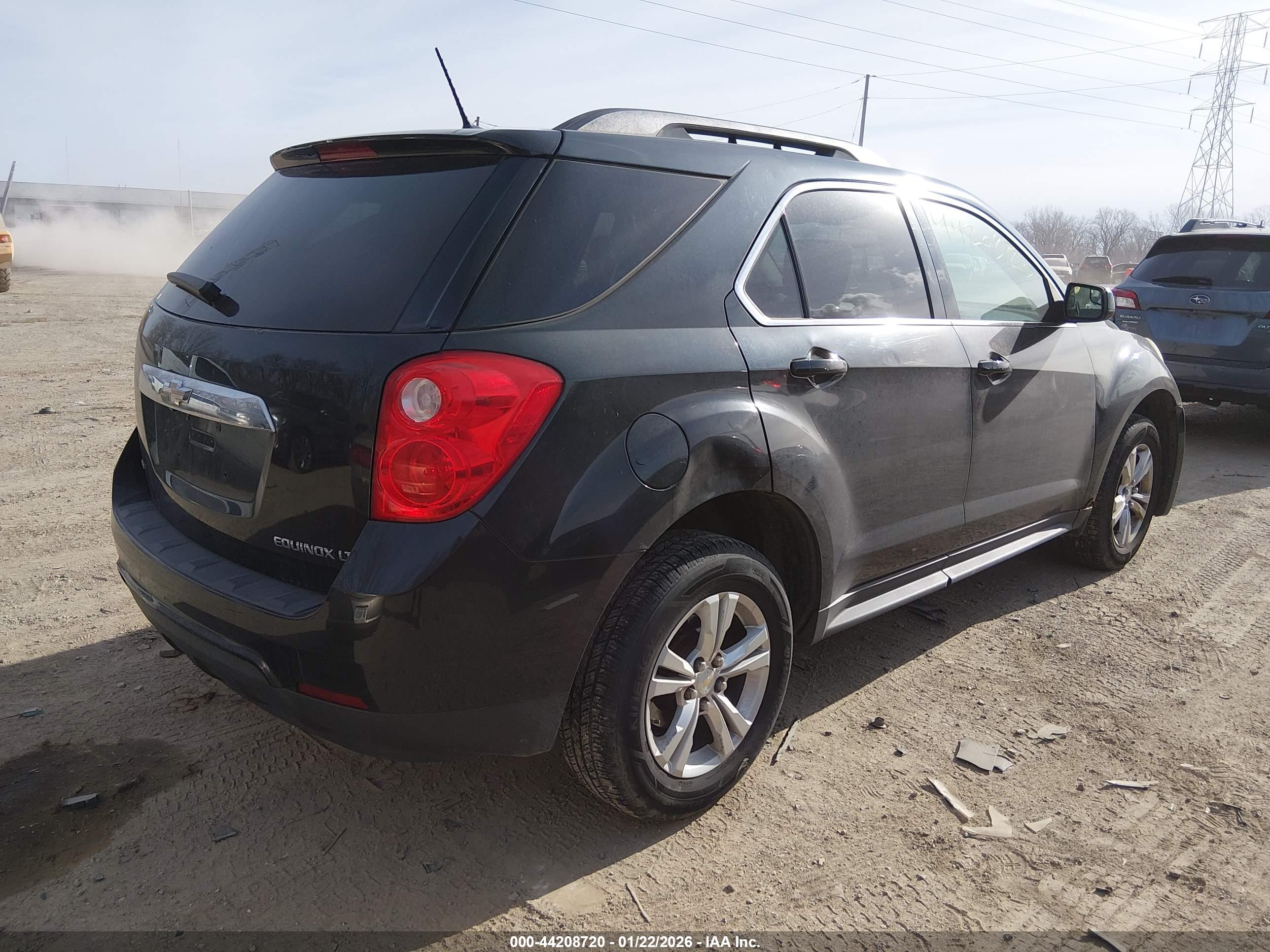 CHEVROLET EQUINOX image 4