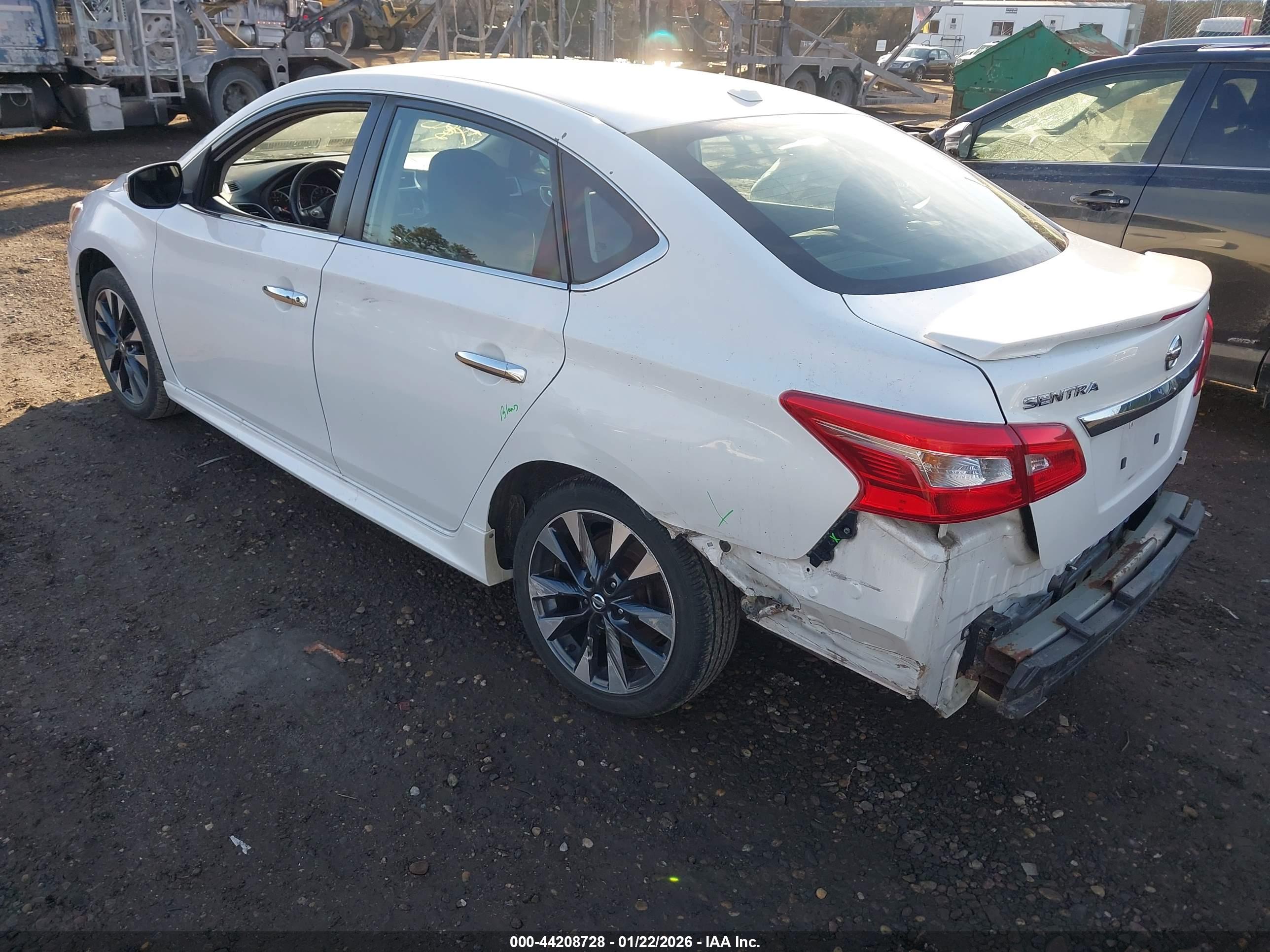 NISSAN SENTRA image 3