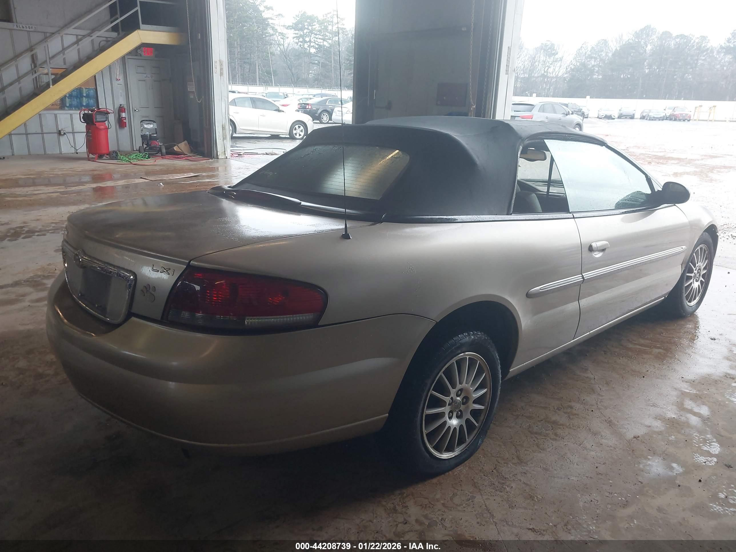 CHRYSLER SEBRING image 4