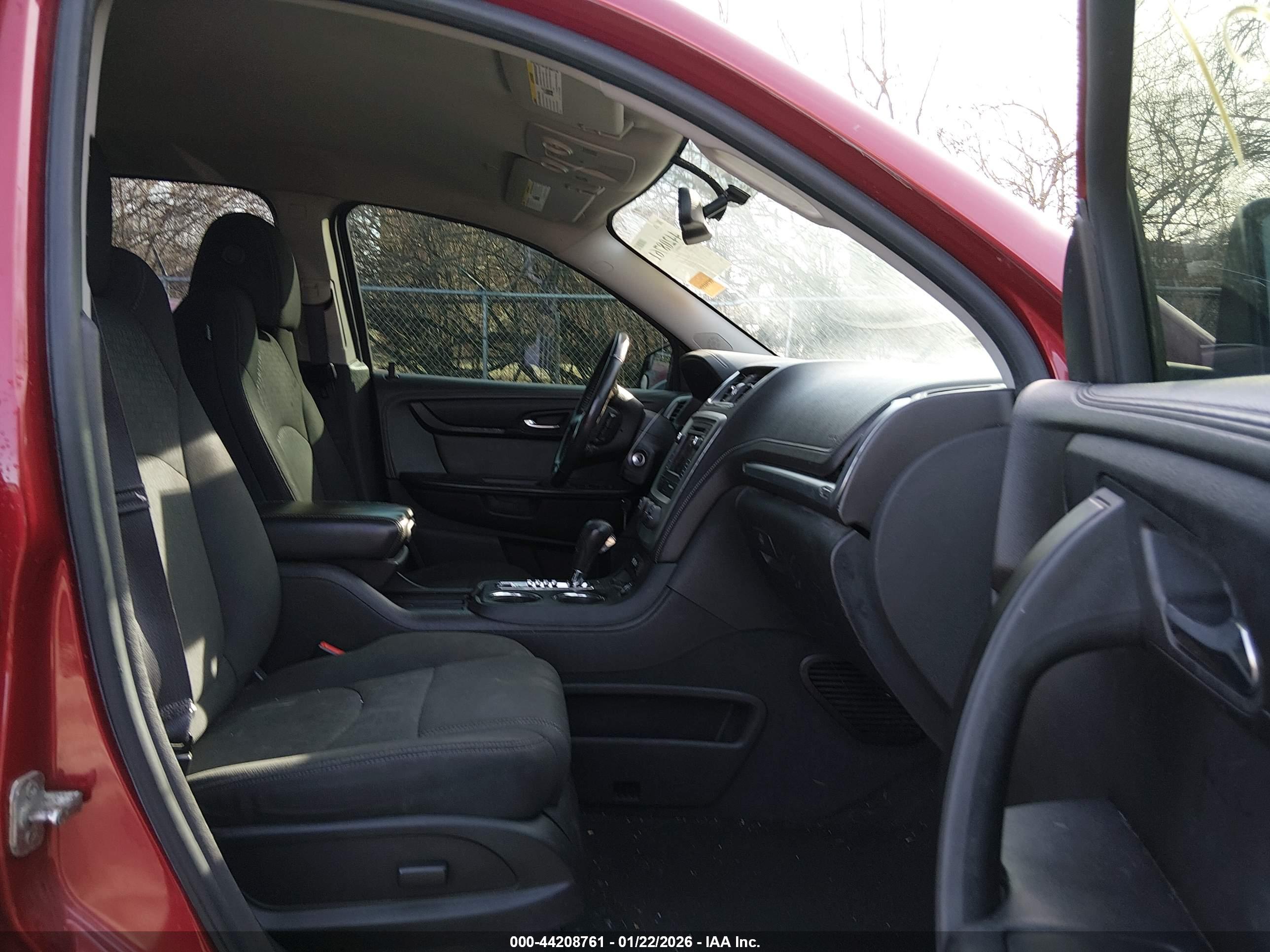 GMC ACADIA image 5