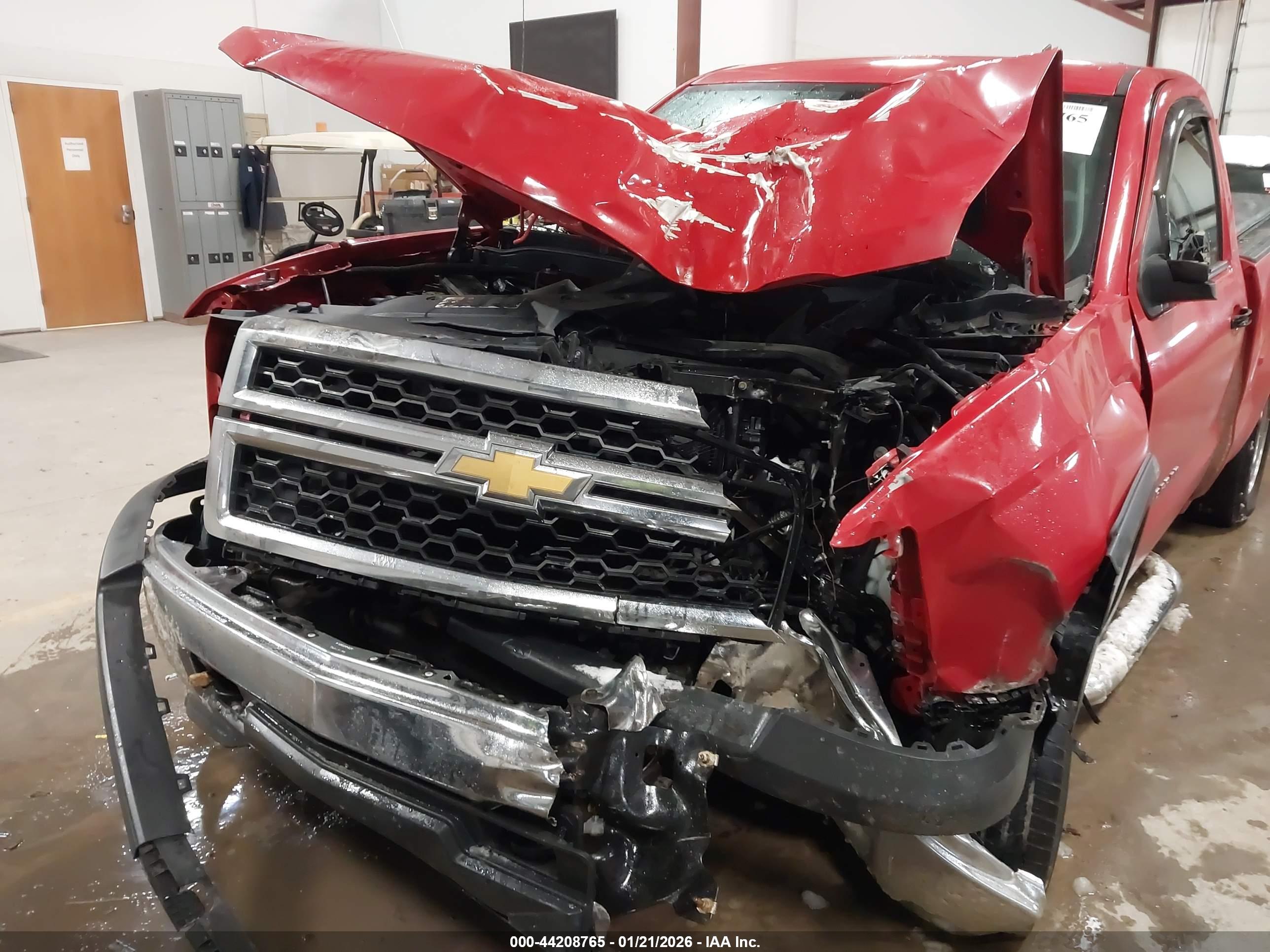 CHEVROLET SILVERADO image 6