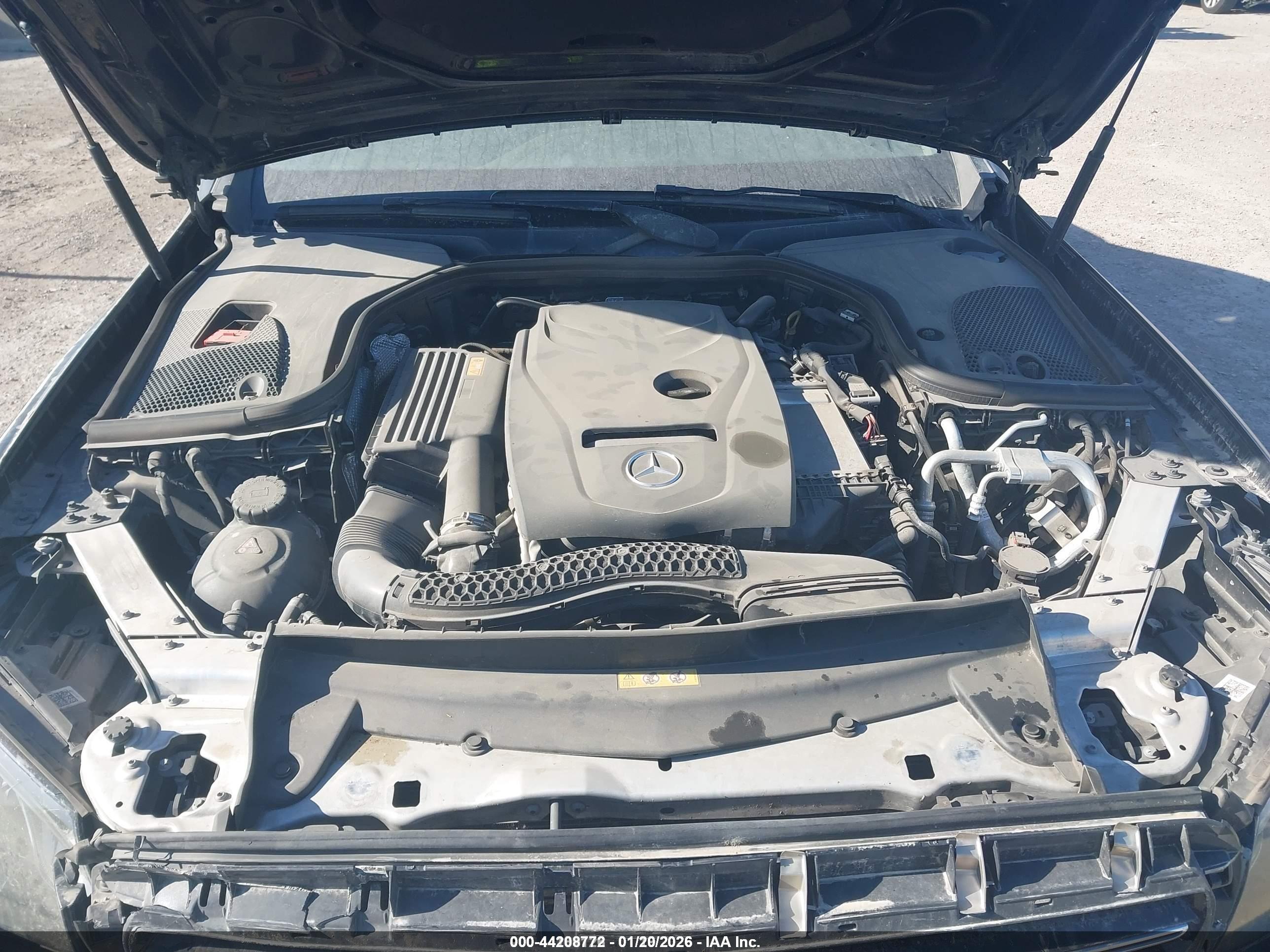 MERCEDES-BENZ E image 10
