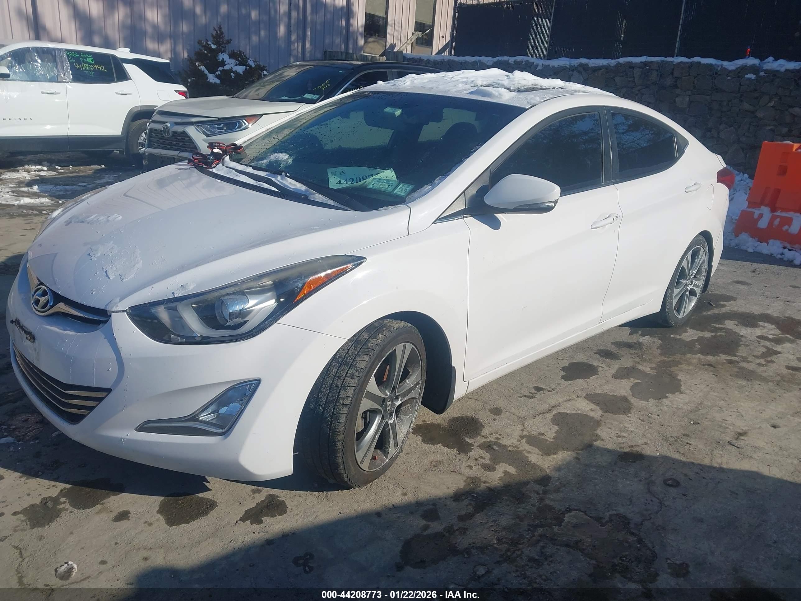 HYUNDAI ELANTRA image 2