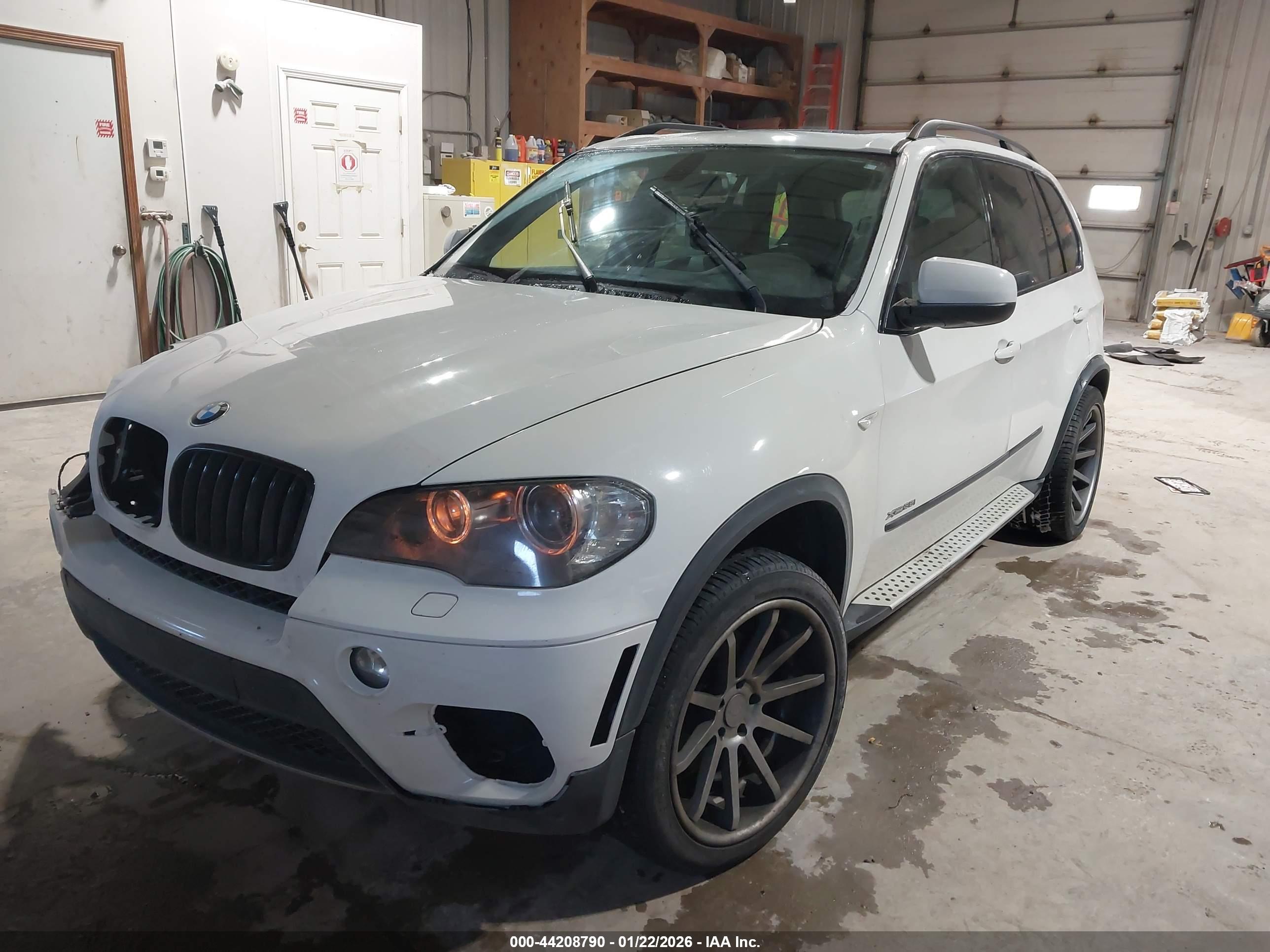 BMW X5 image 2