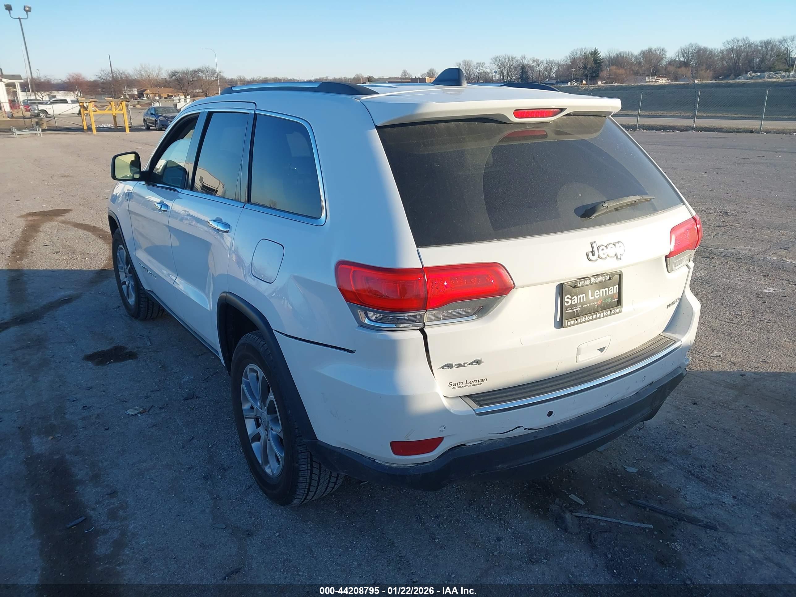 JEEP GRAND image 3