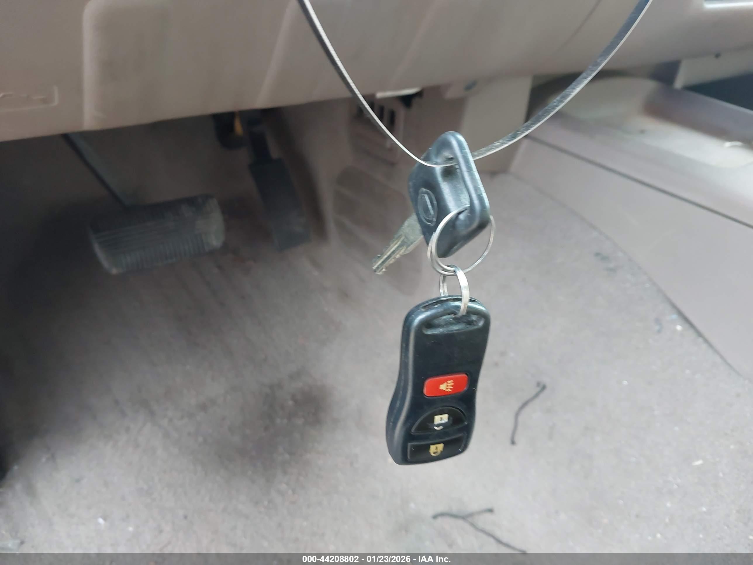 NISSAN FRONTIER image 11