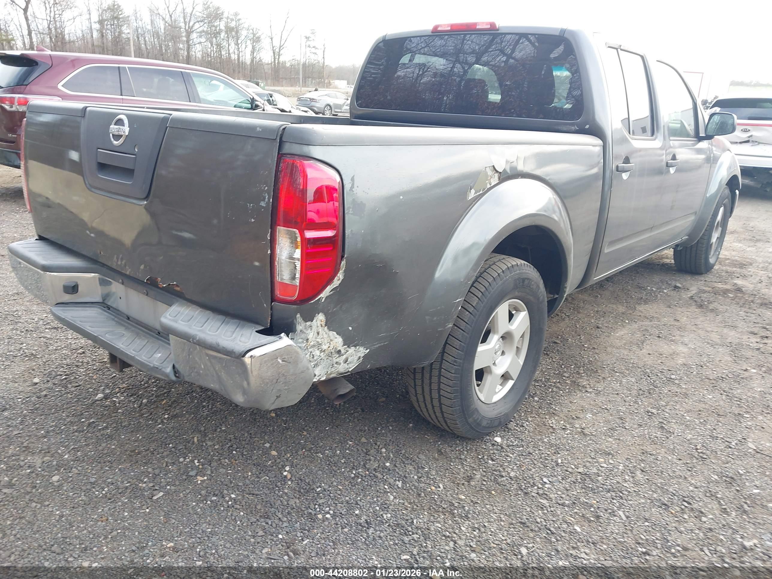 NISSAN FRONTIER image 6