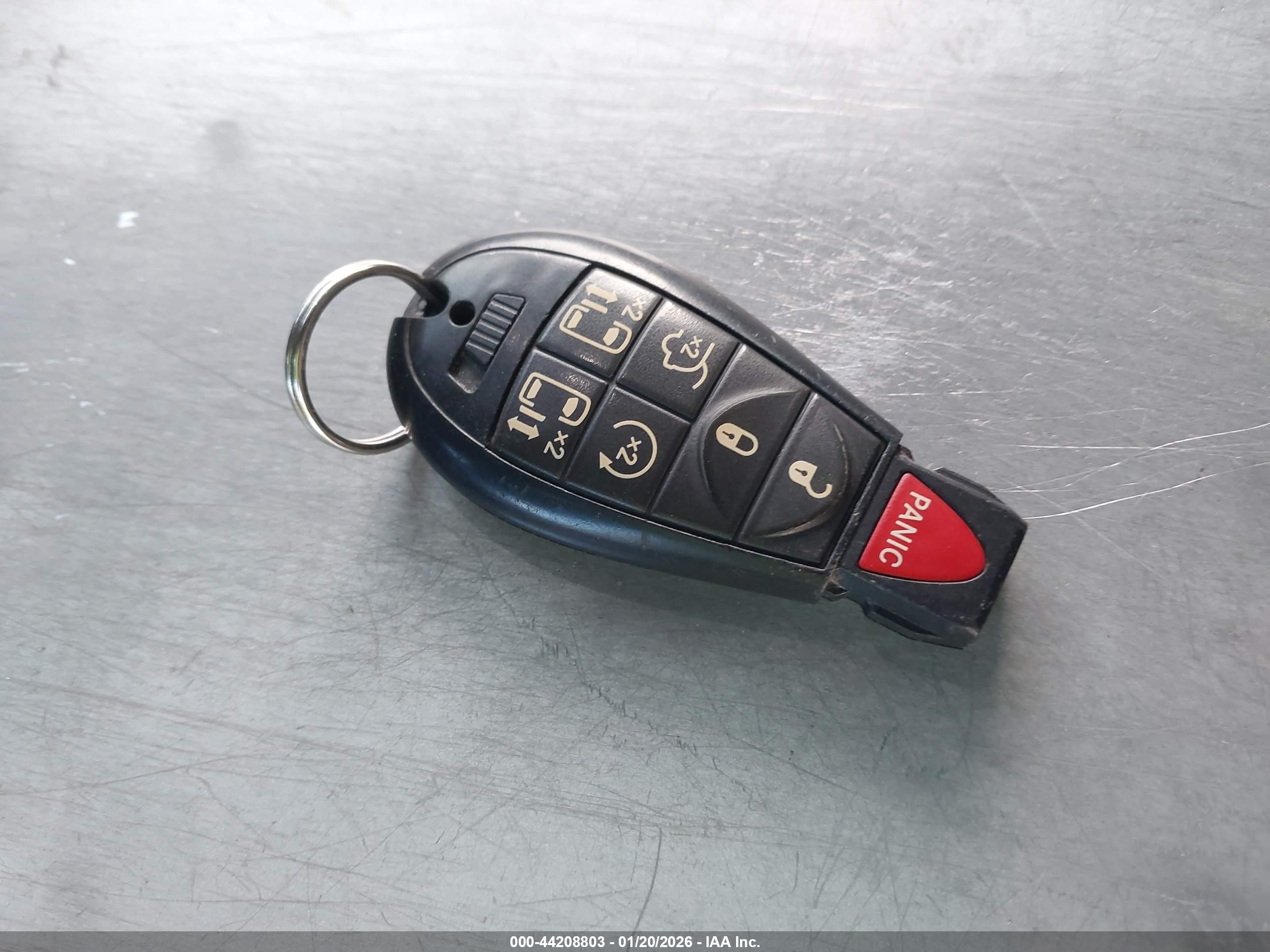 CHRYSLER TOWN image 11