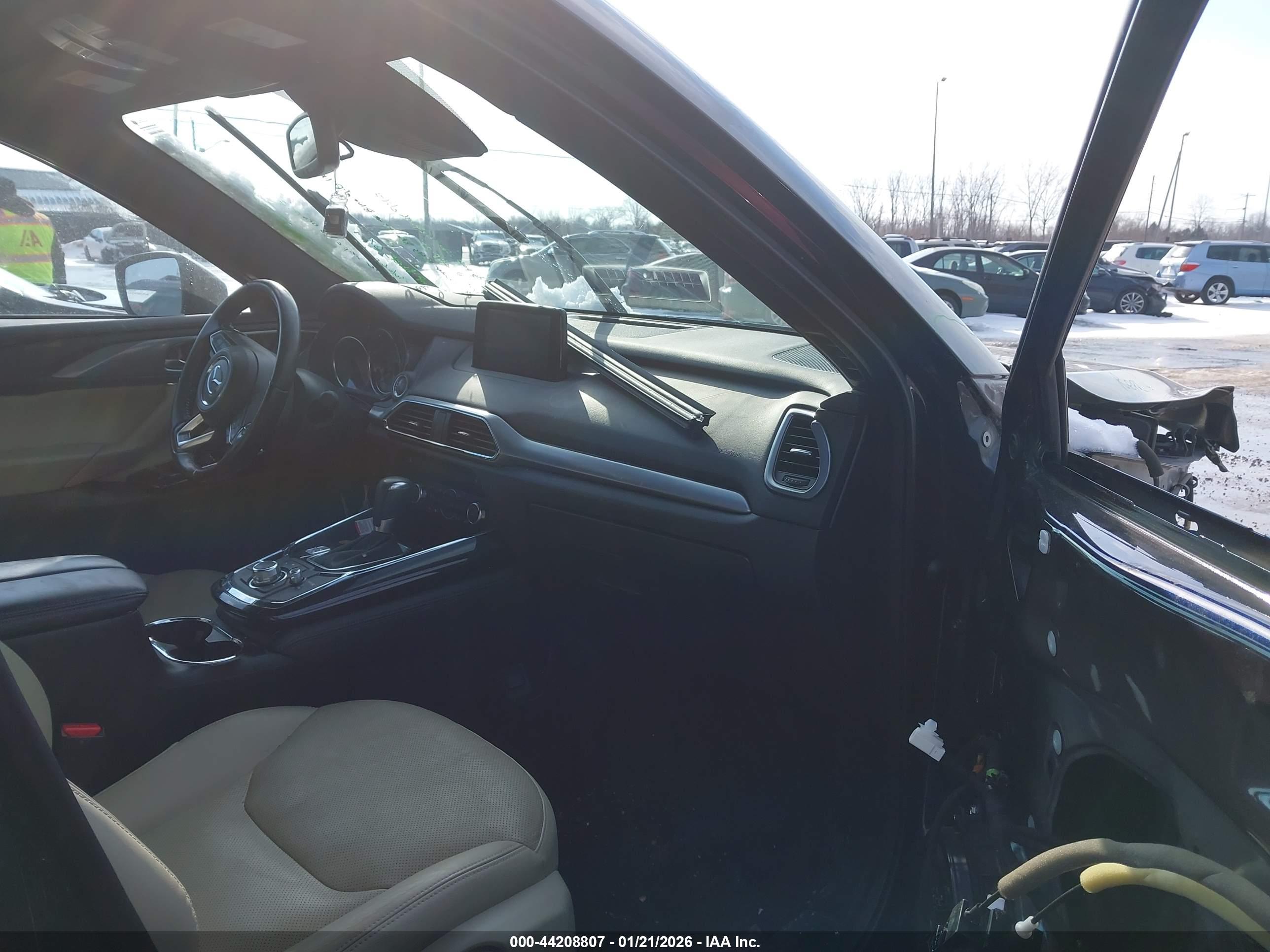 MAZDA CX-9 image 5