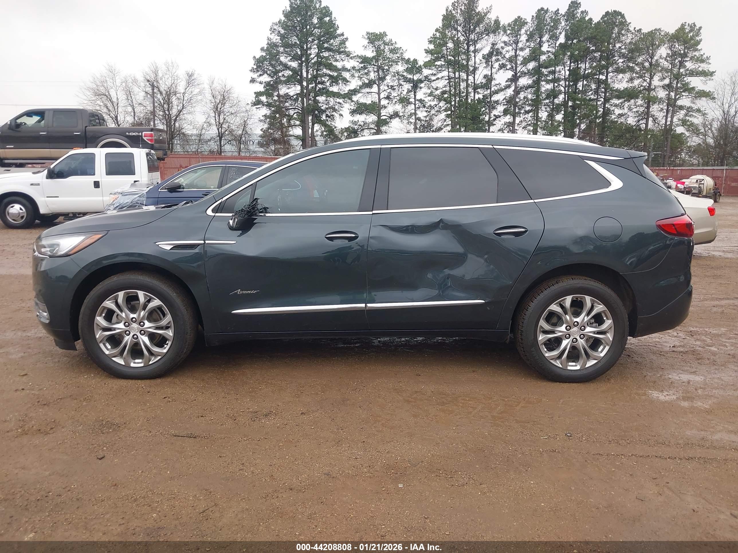 BUICK ENCLAVE image 6