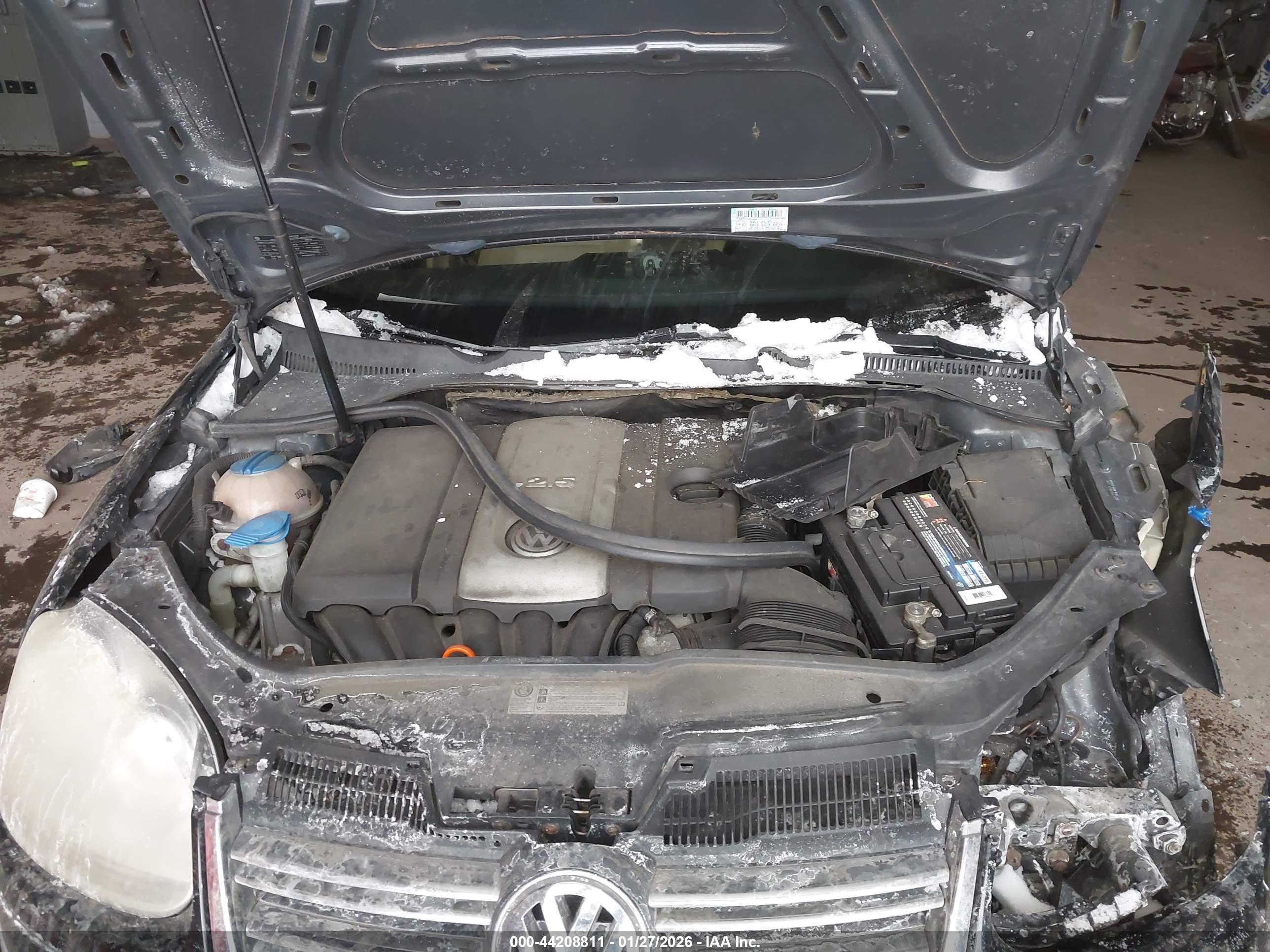 VOLKSWAGEN JETTA image 10