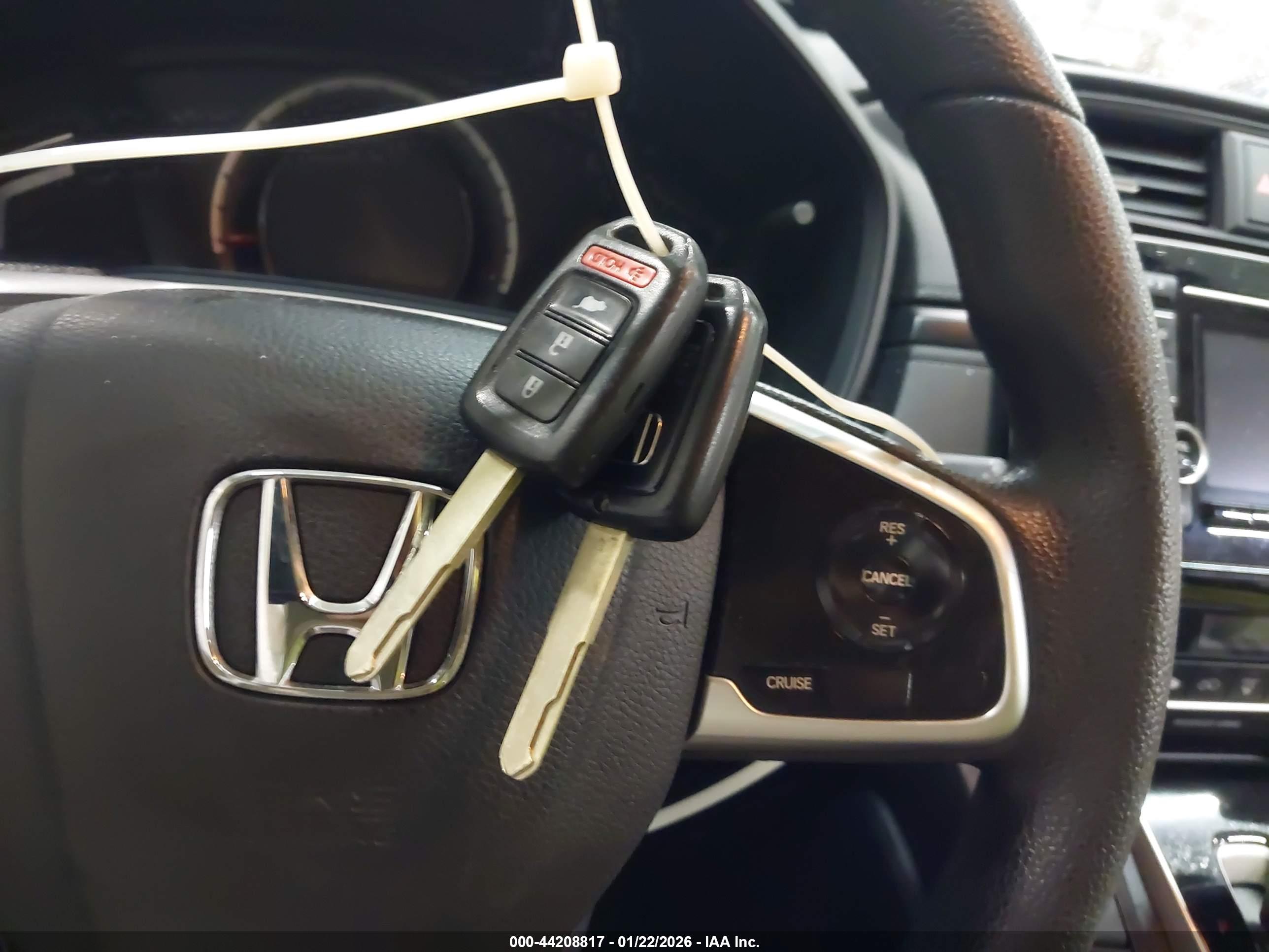 HONDA CR-V image 11
