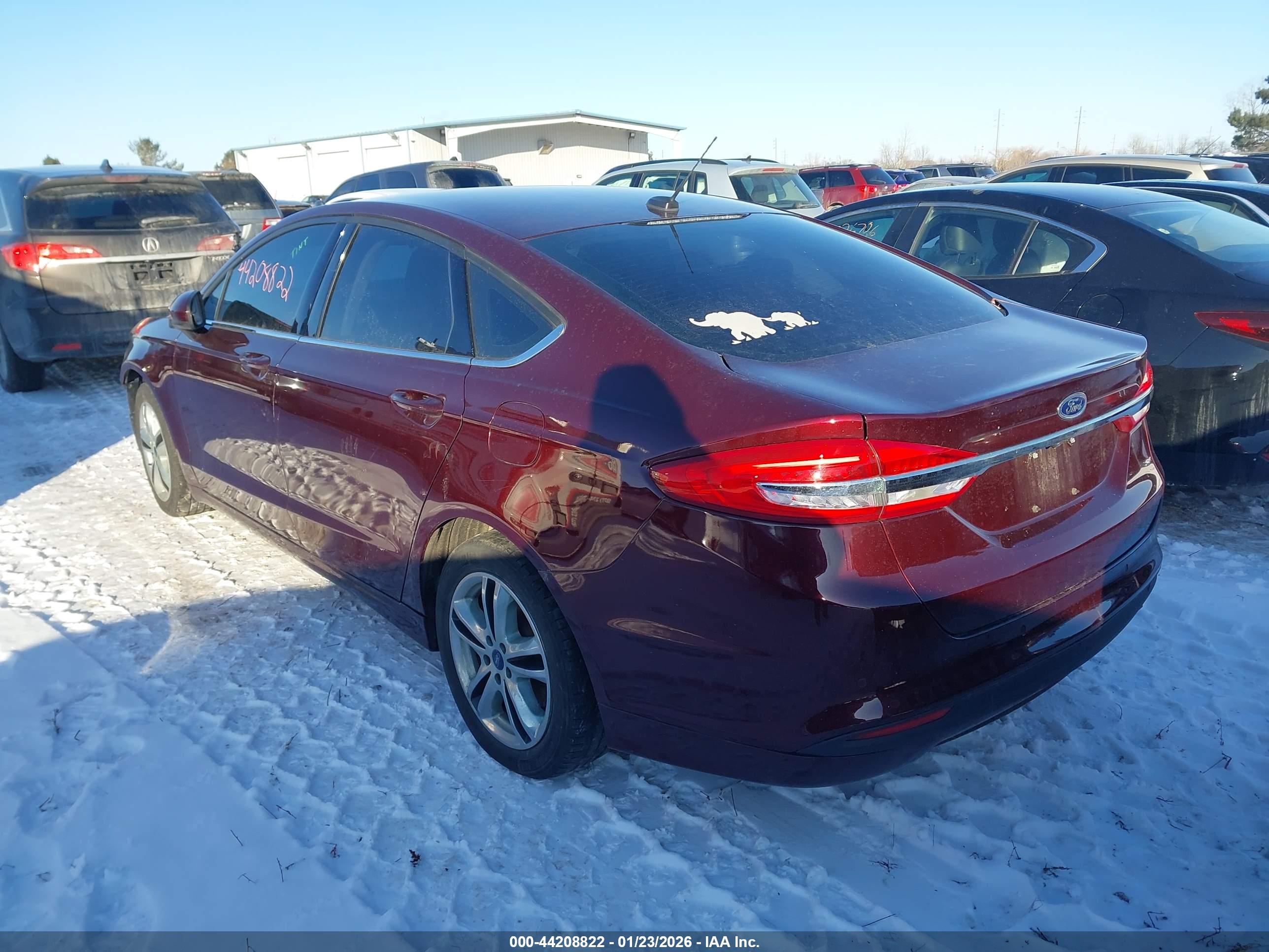 FORD FUSION image 3