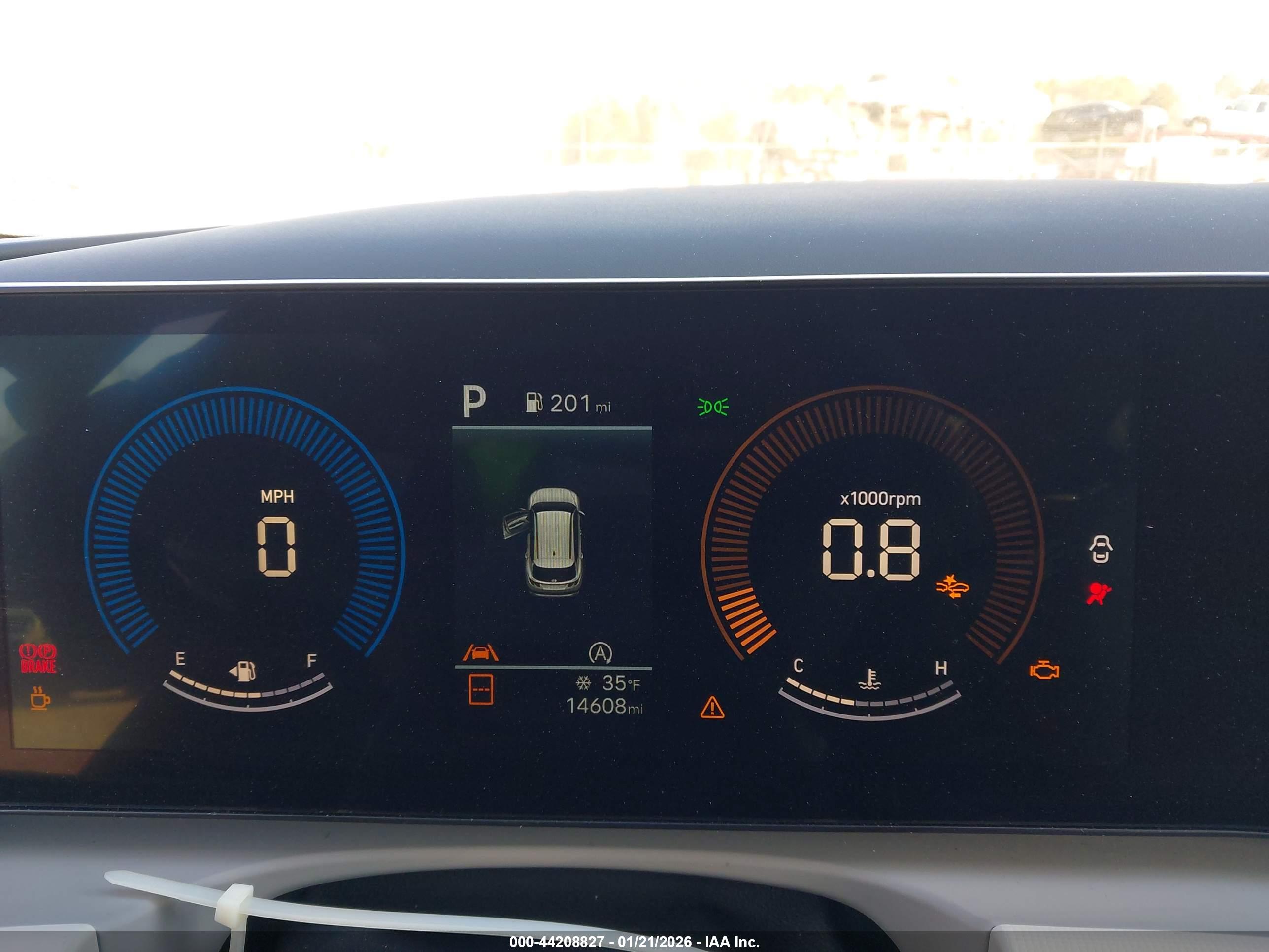 HYUNDAI TUCSON image 7