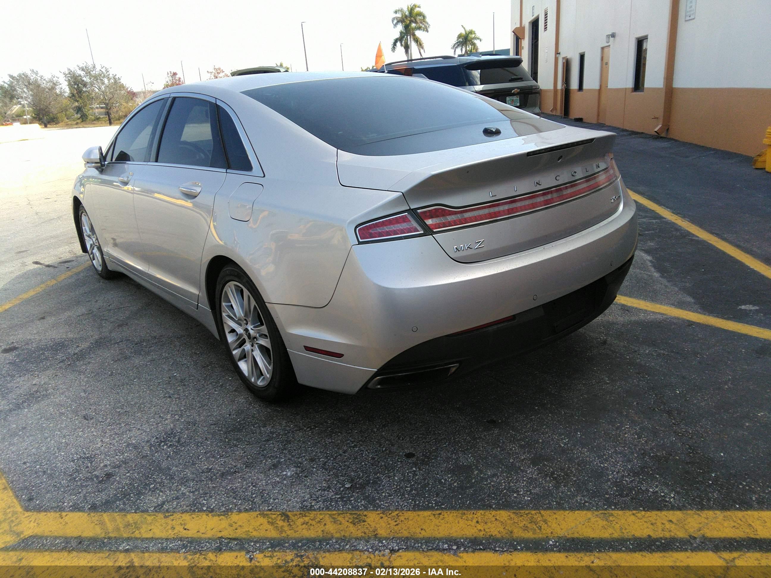 LINCOLN MKZ image 3