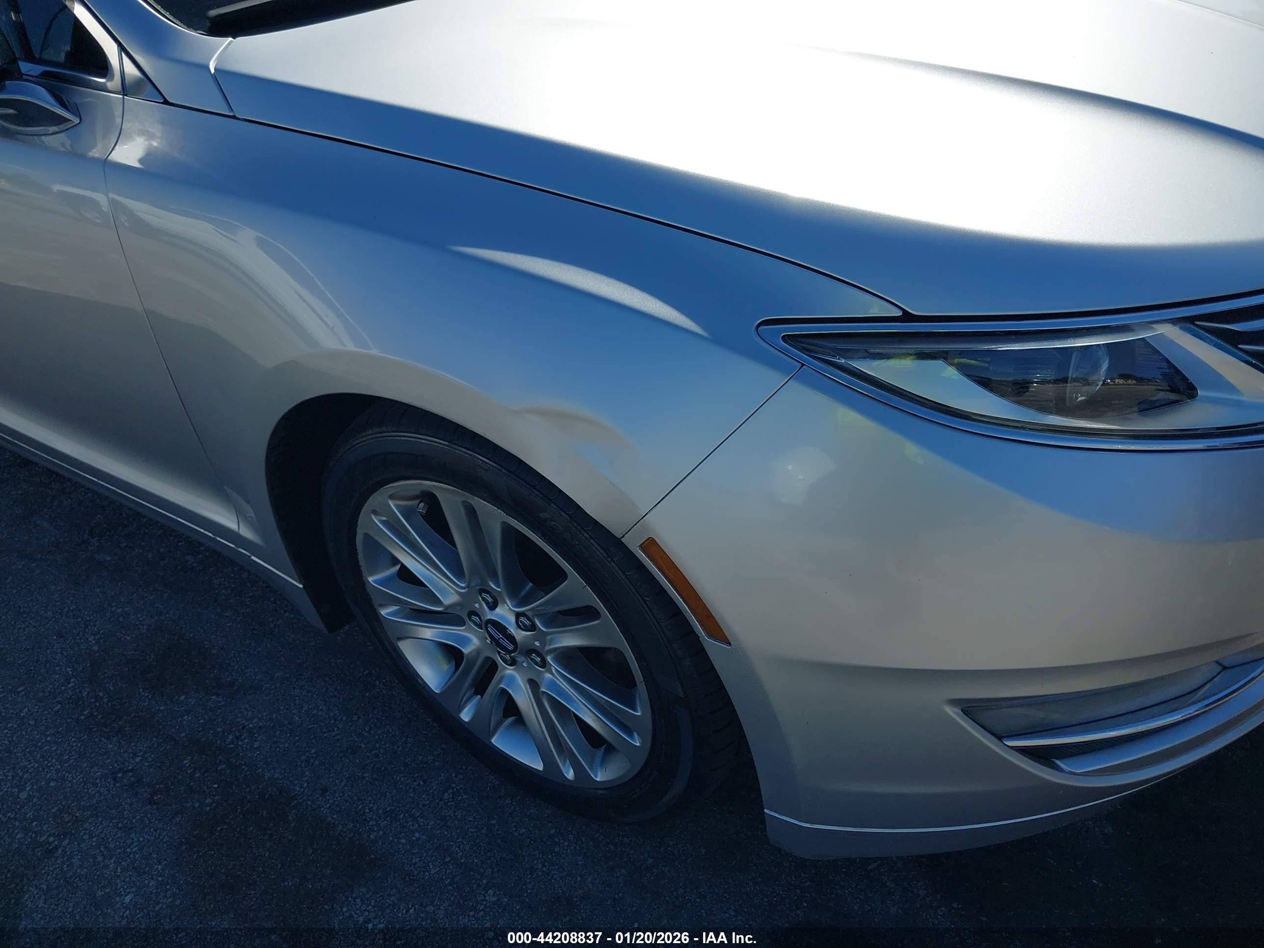 LINCOLN MKZ image 6