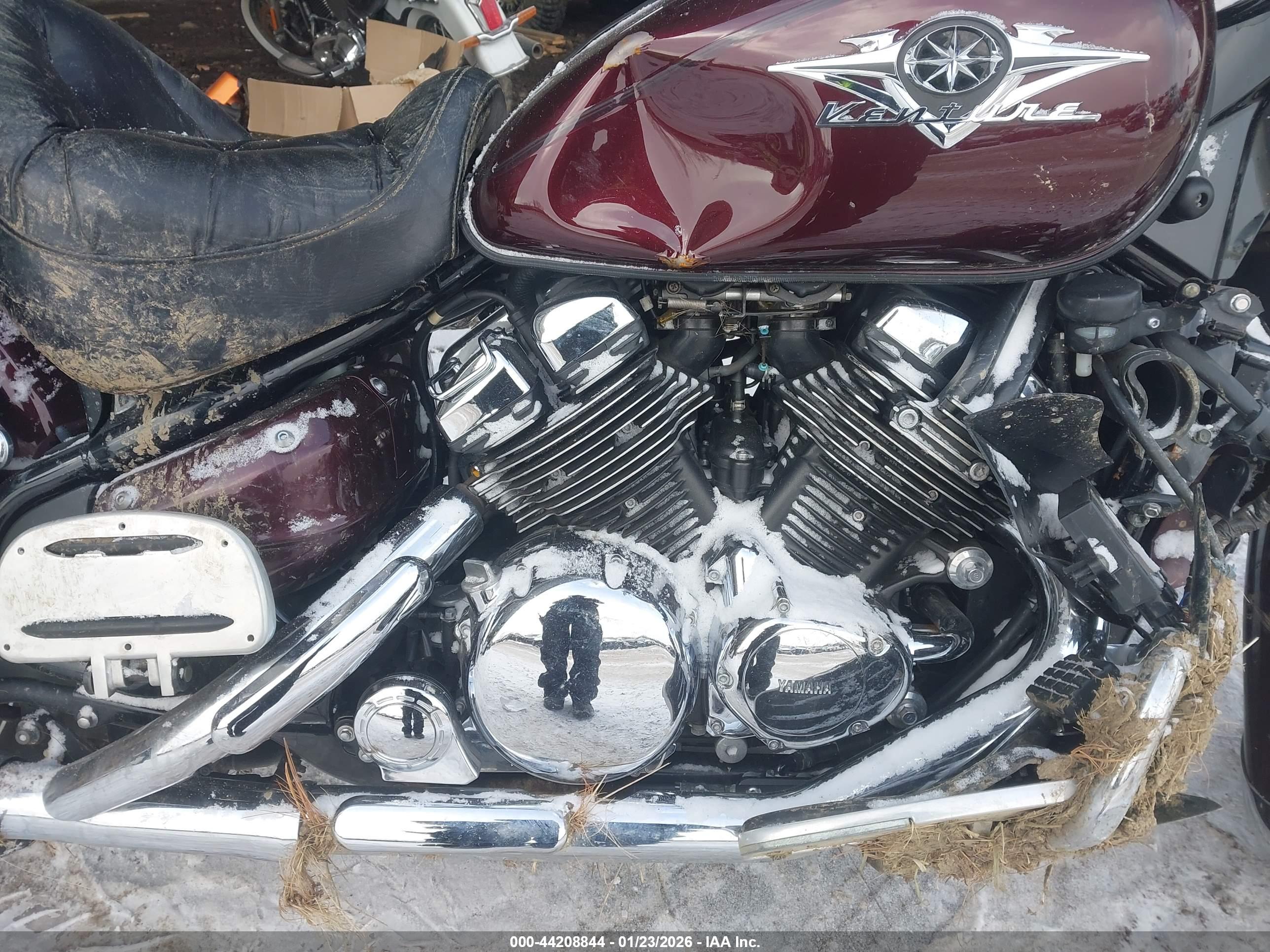 YAMAHA XVZ13 image 8