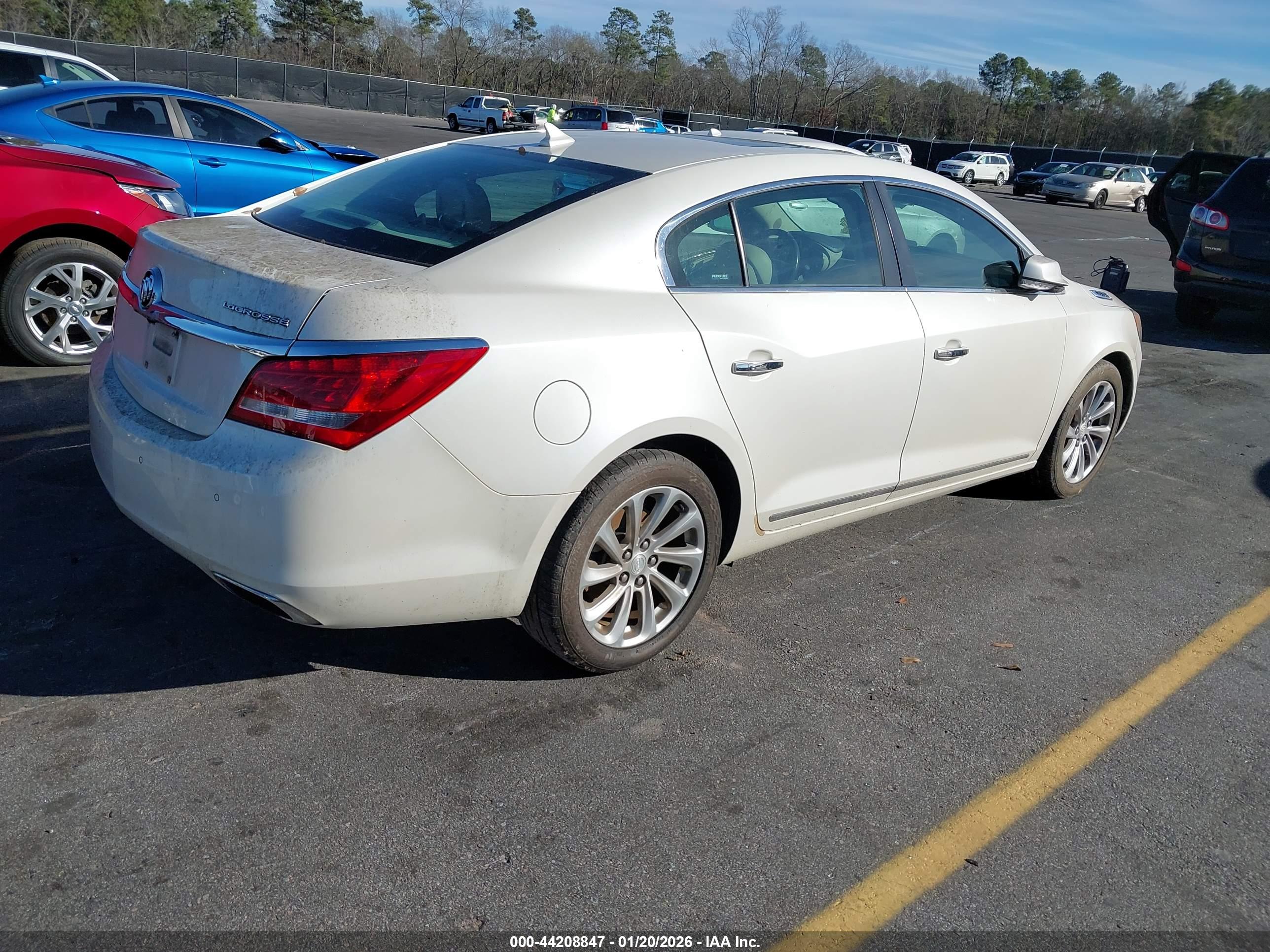 BUICK LACROSSE image 4