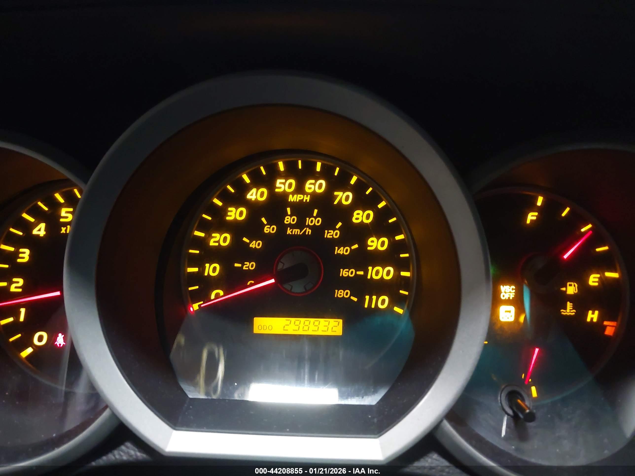 TOYOTA 4RUNNER image 7