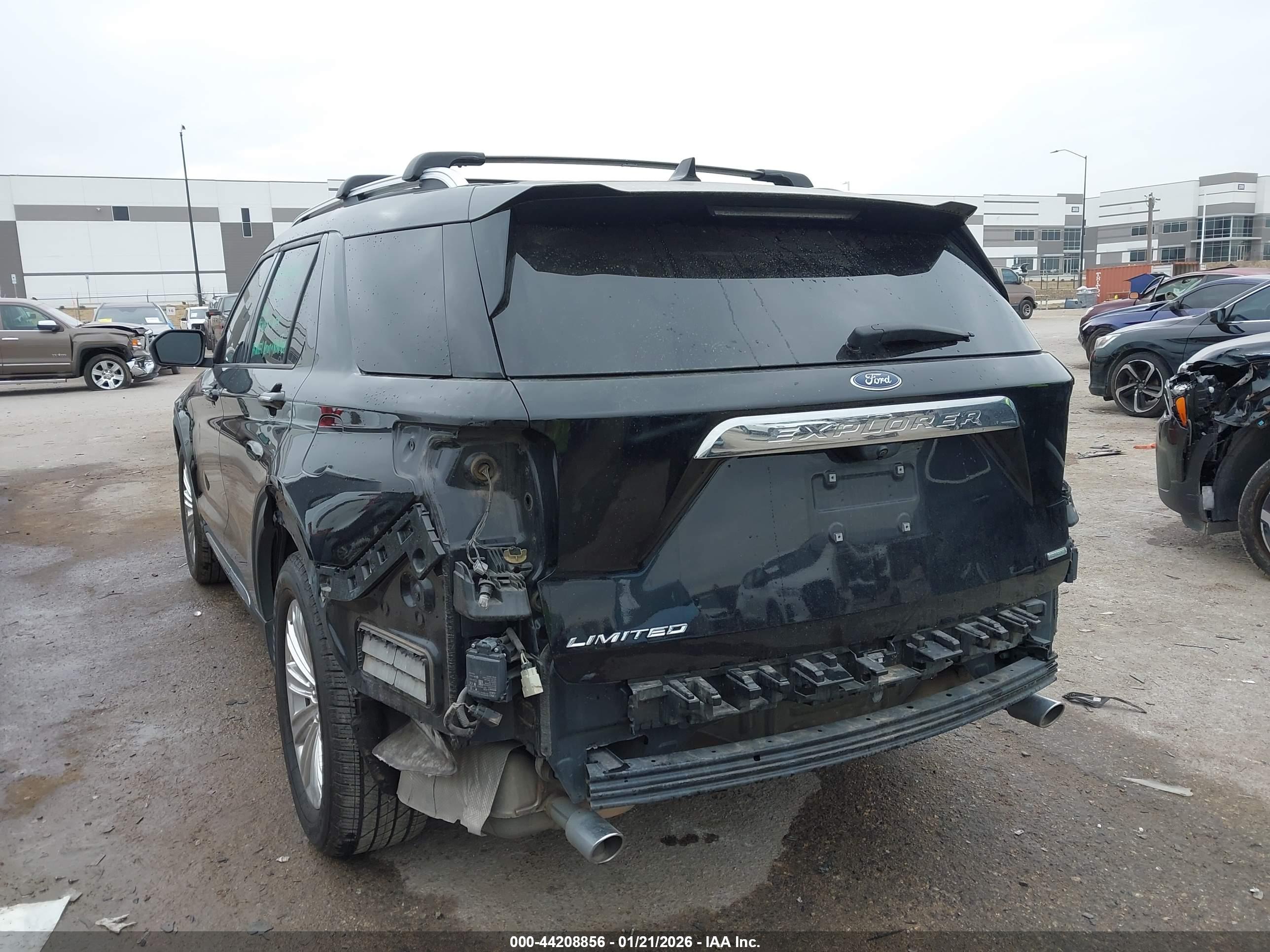 FORD EXPLORER image 3